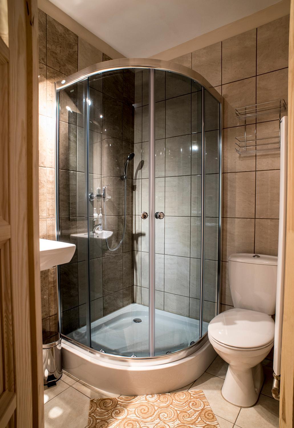 Double Room with Private Bathroom - Photo 5