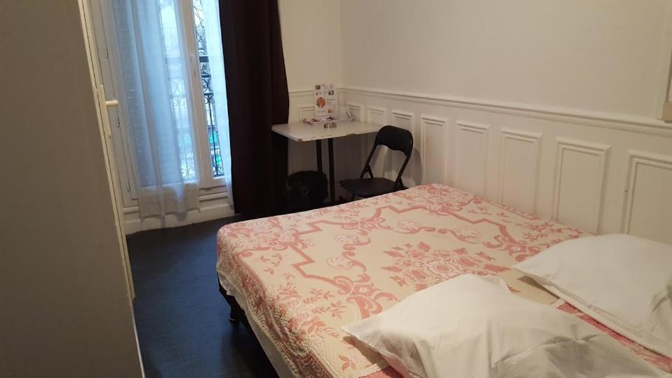 Double Room - Photo 3