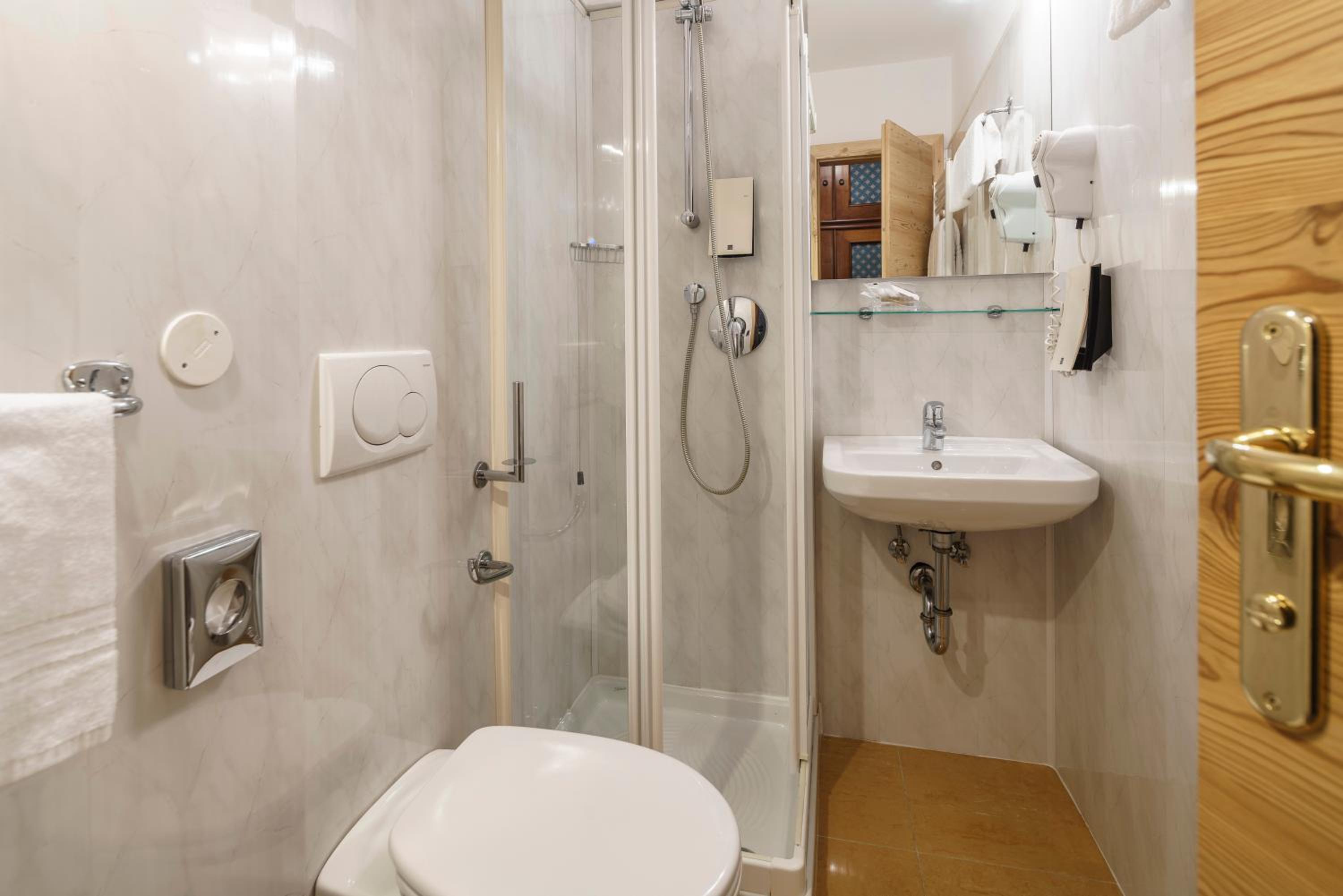 Smart Twin Room - Photo 2
