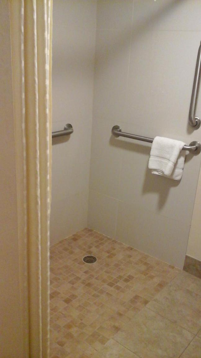 Deluxe Double Room (1 Adult + 1 Child)