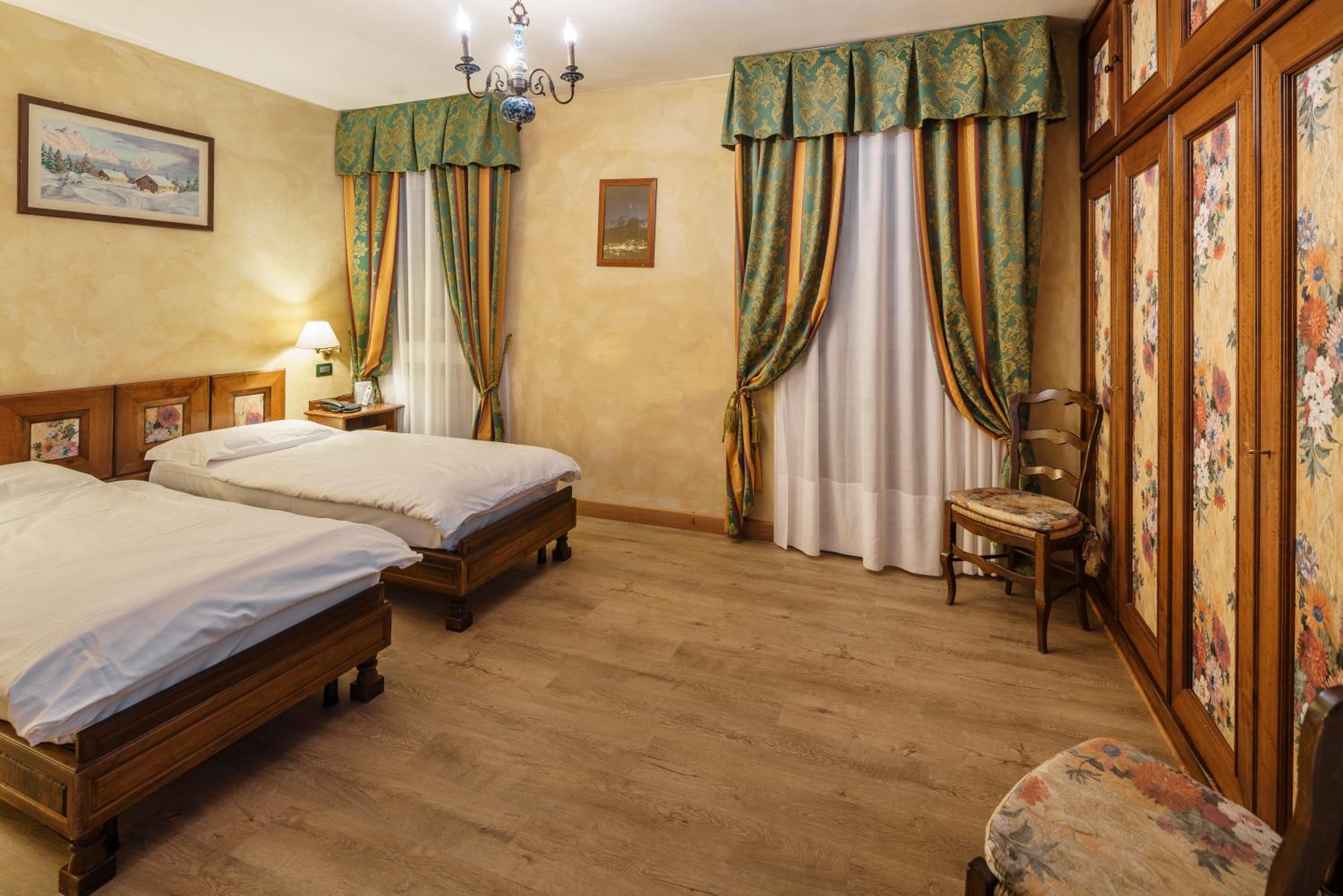 Classic Triple Room - Photo 5