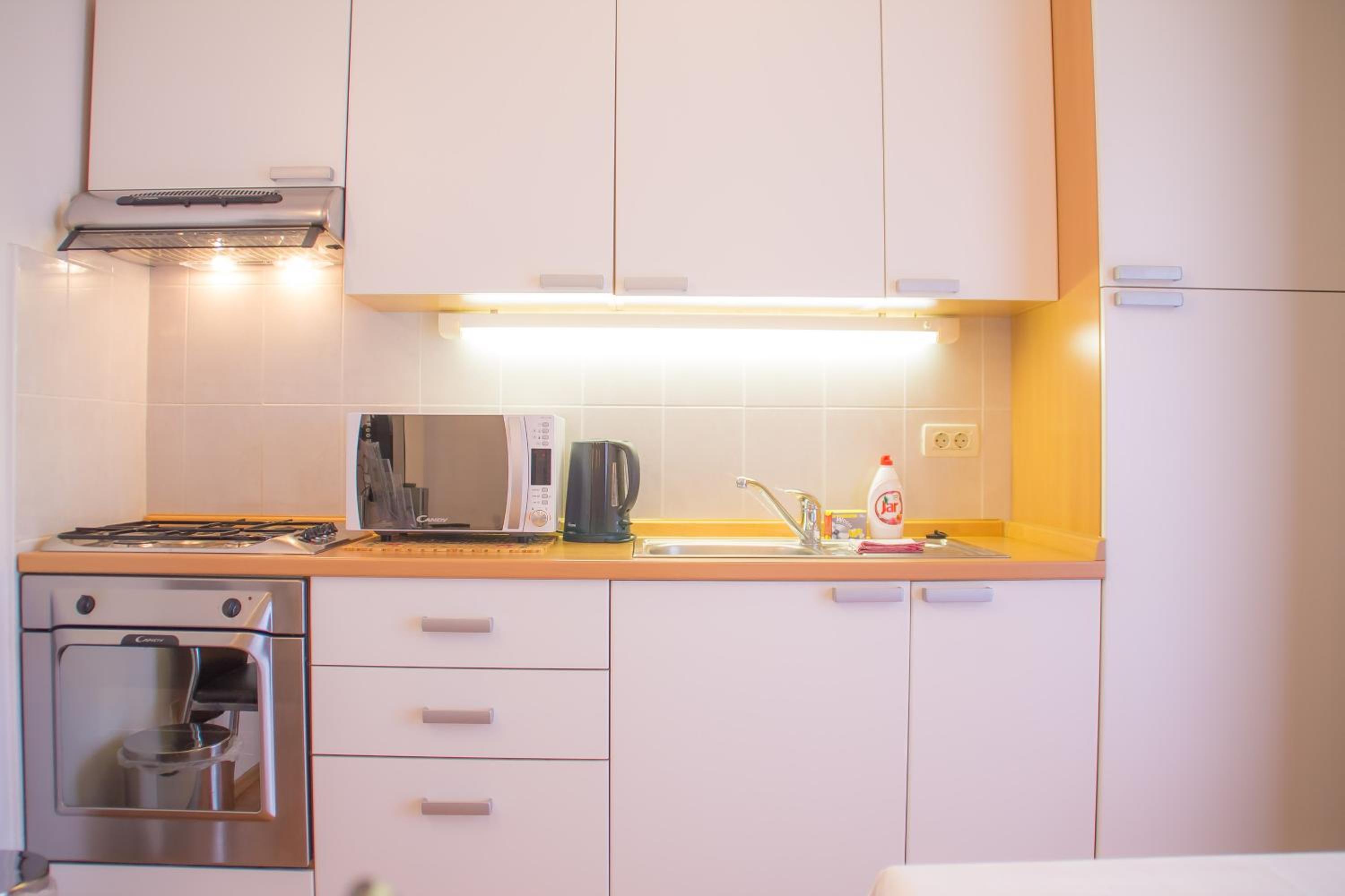Two-Bedroom Apartment - First Floor (4 Adults + 2 Children) - Photo 22