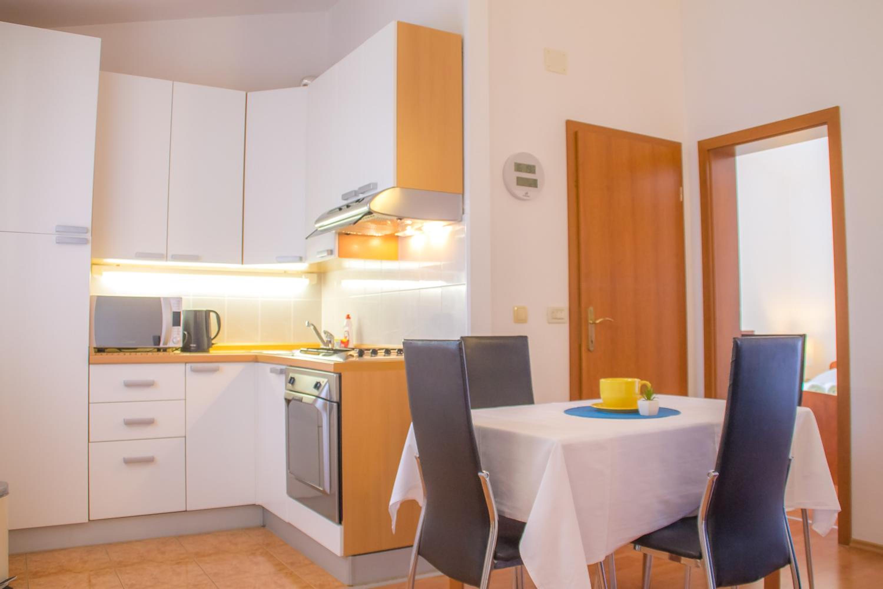 Standard Apartment (2 Adults + 2 Children) - Photo 2