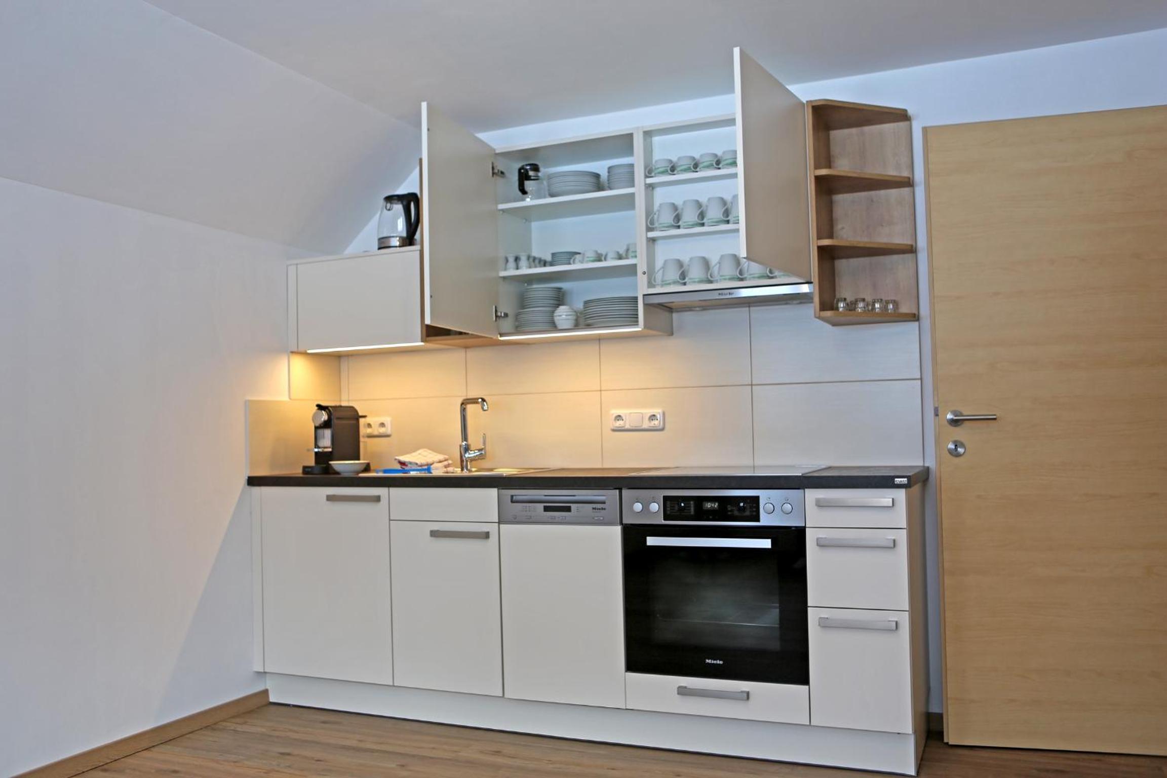 Apartment with Mountain View photo 3