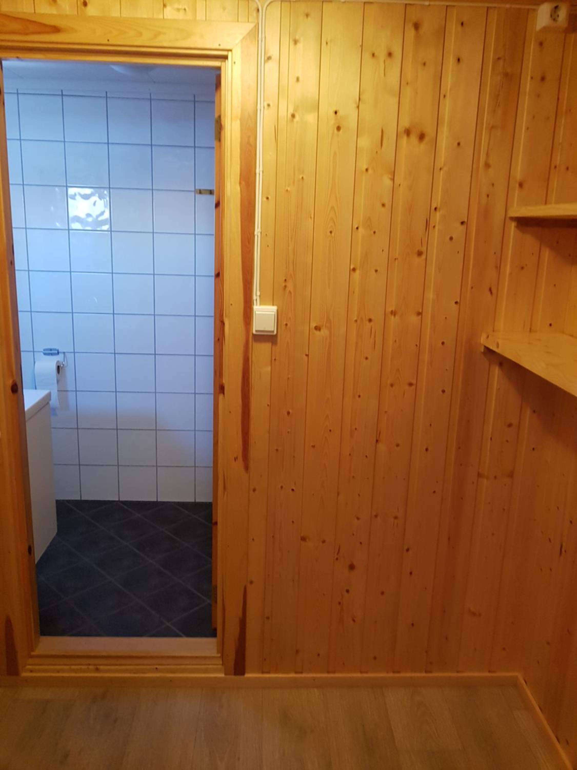 Two-Bedroom House - Photo 1