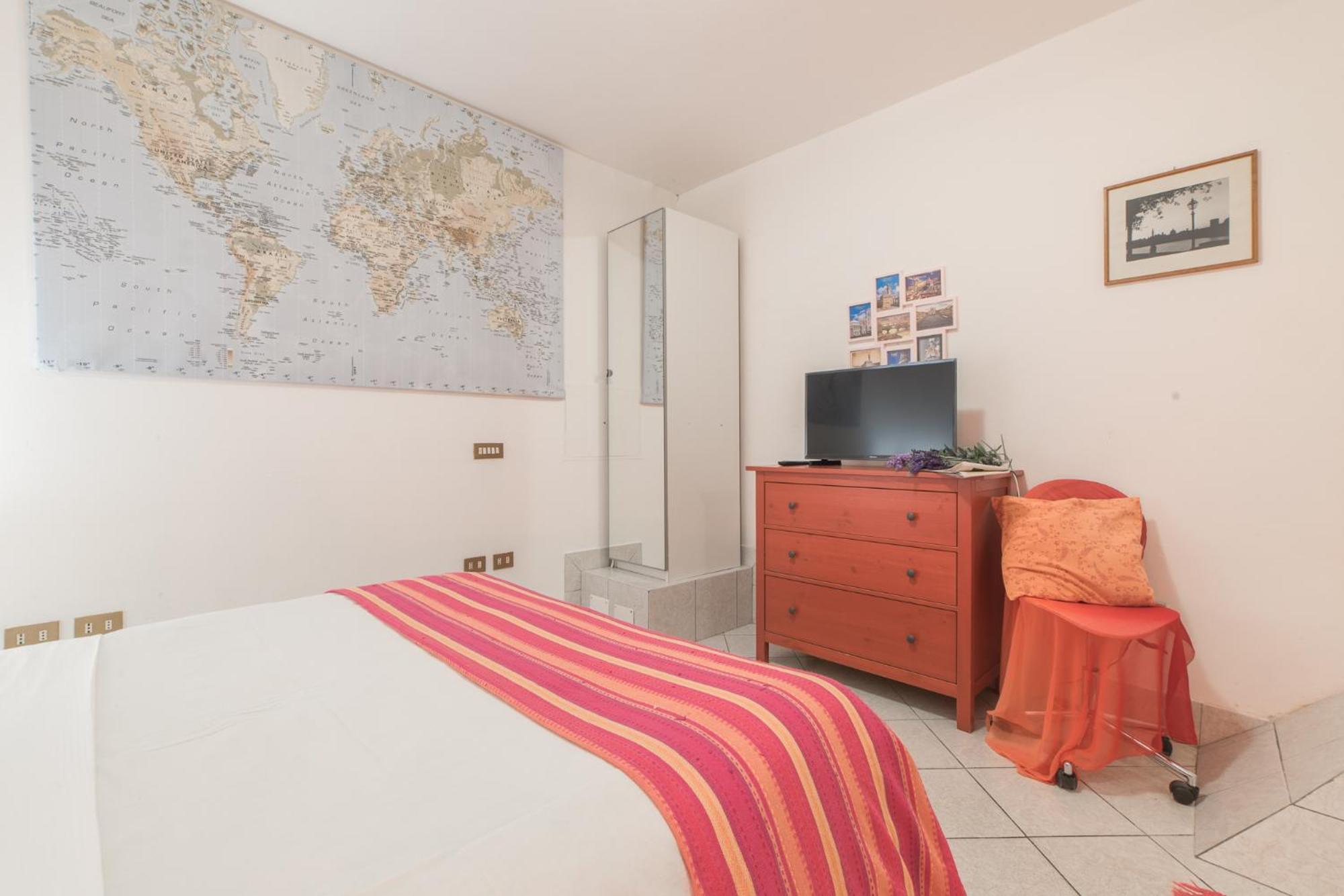 Two-Bedroom Apartment - Split Level