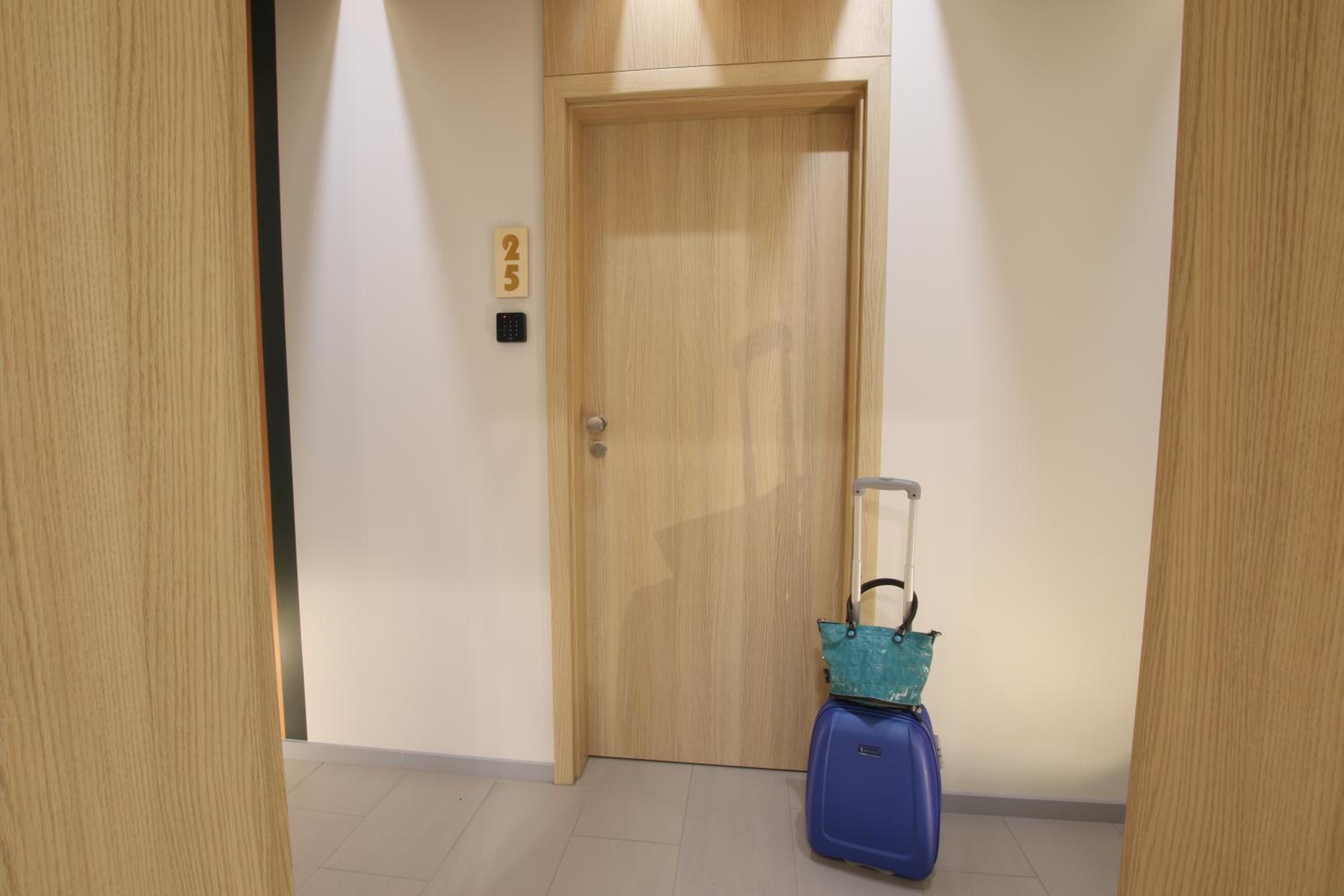 Apartment - Photo 8