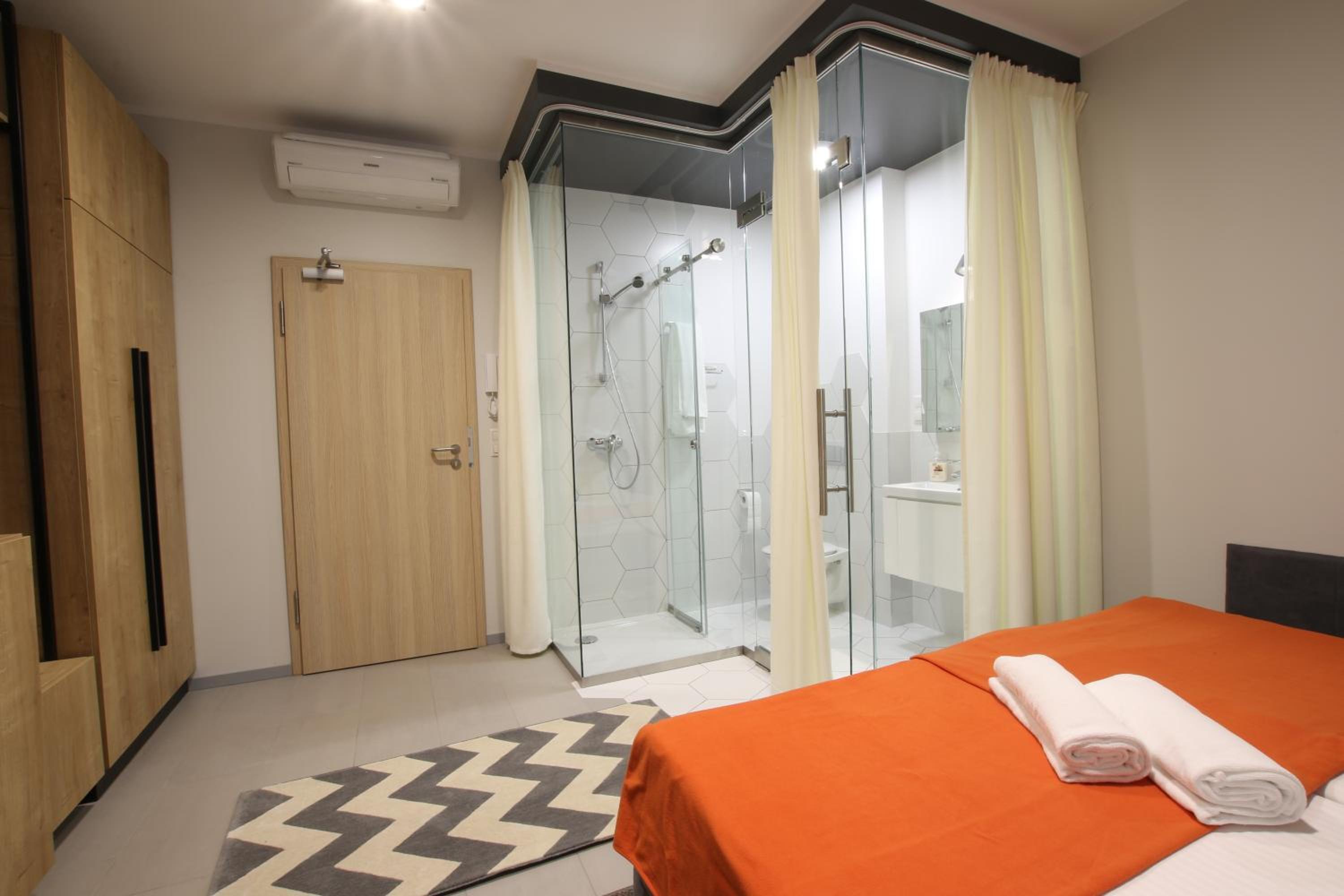 Apartment - Photo 3