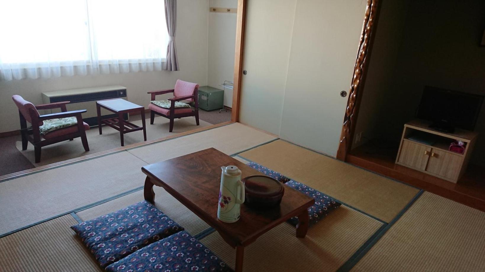家庭房（共用浴室）