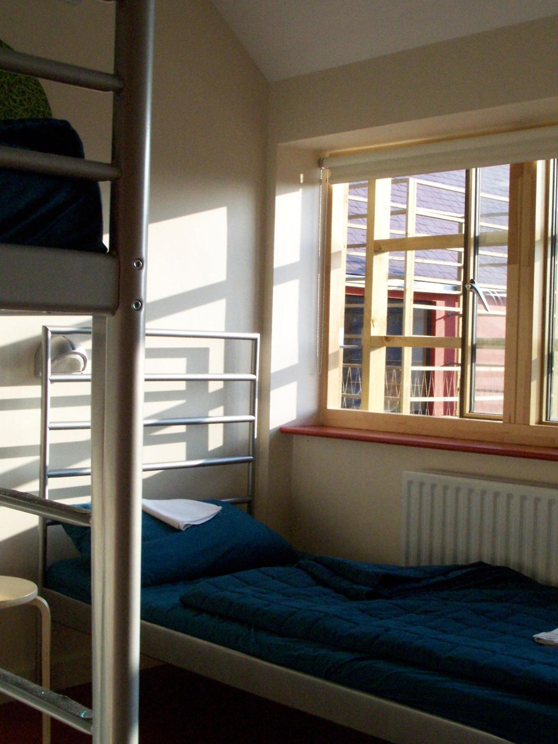 Bed in 8-Bed Male Dormitory Room photo 2