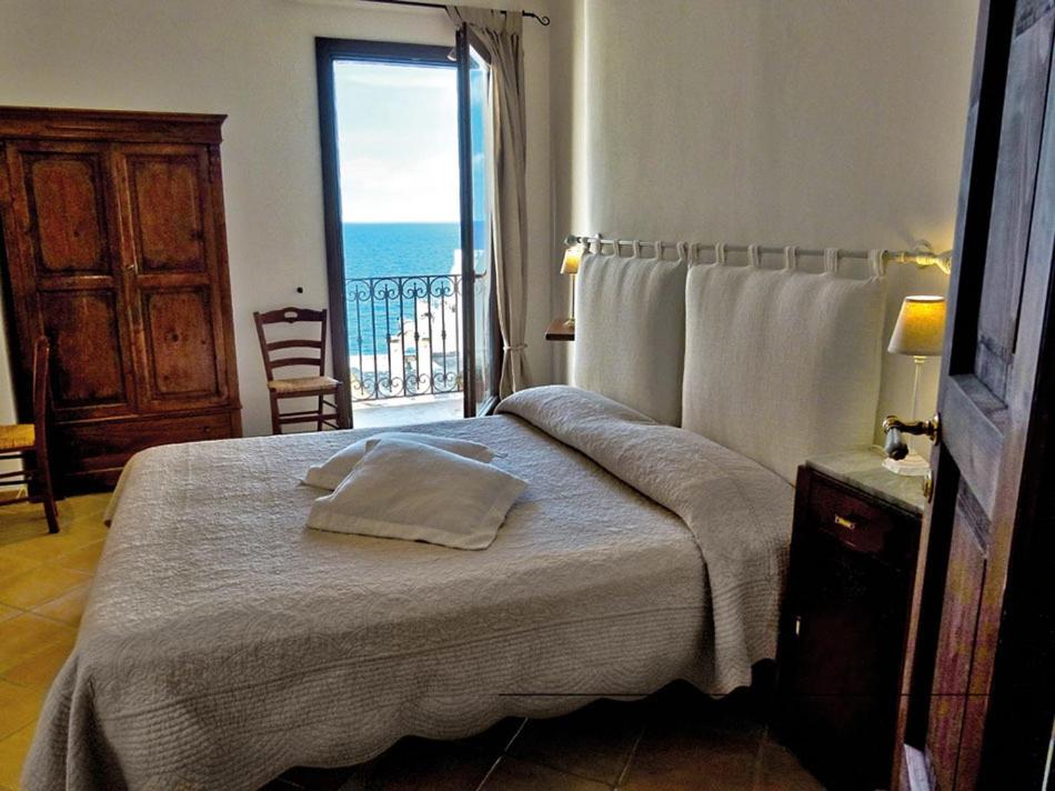 Superior Suite with Sea View photo 1