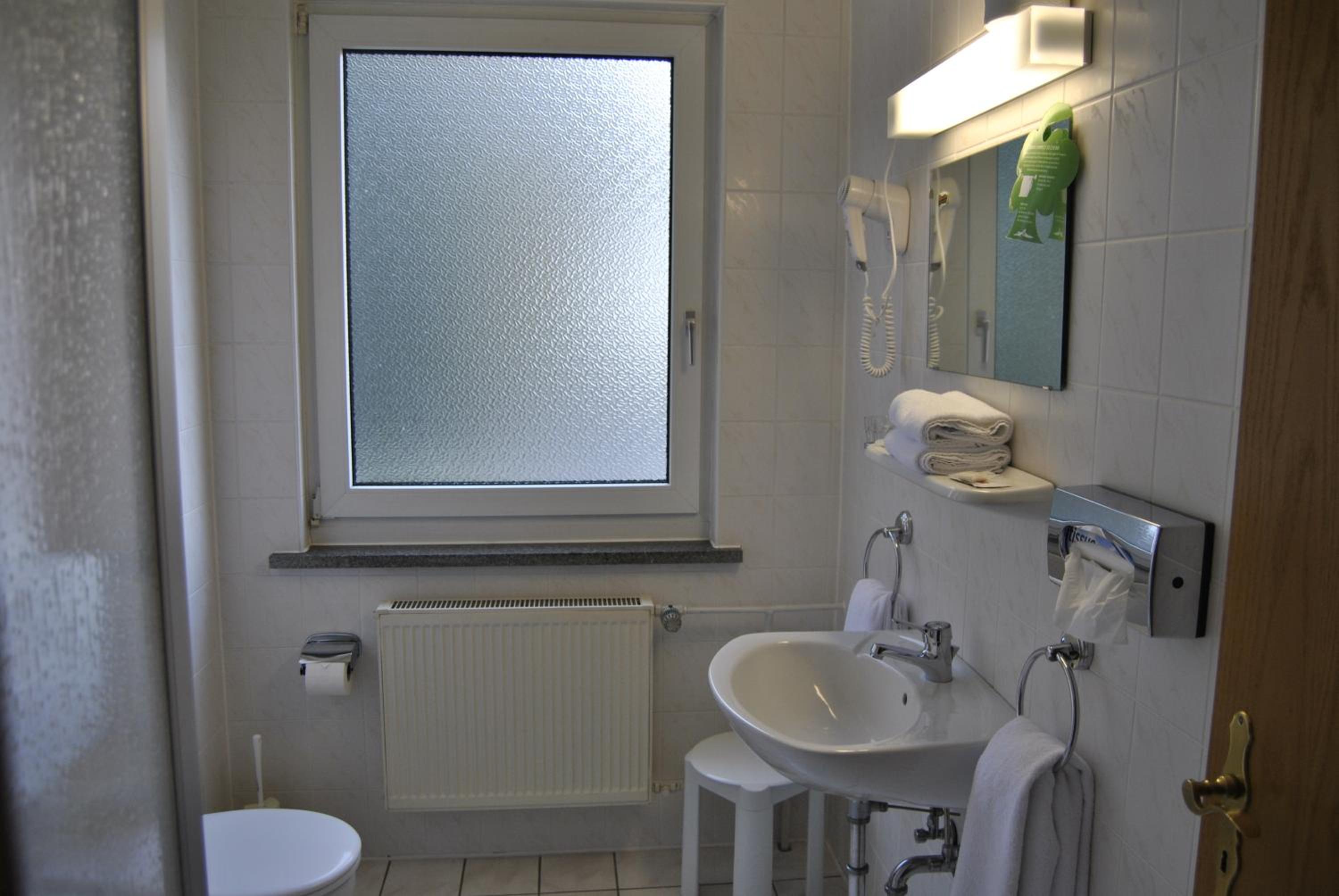 Triple Room - Photo 7