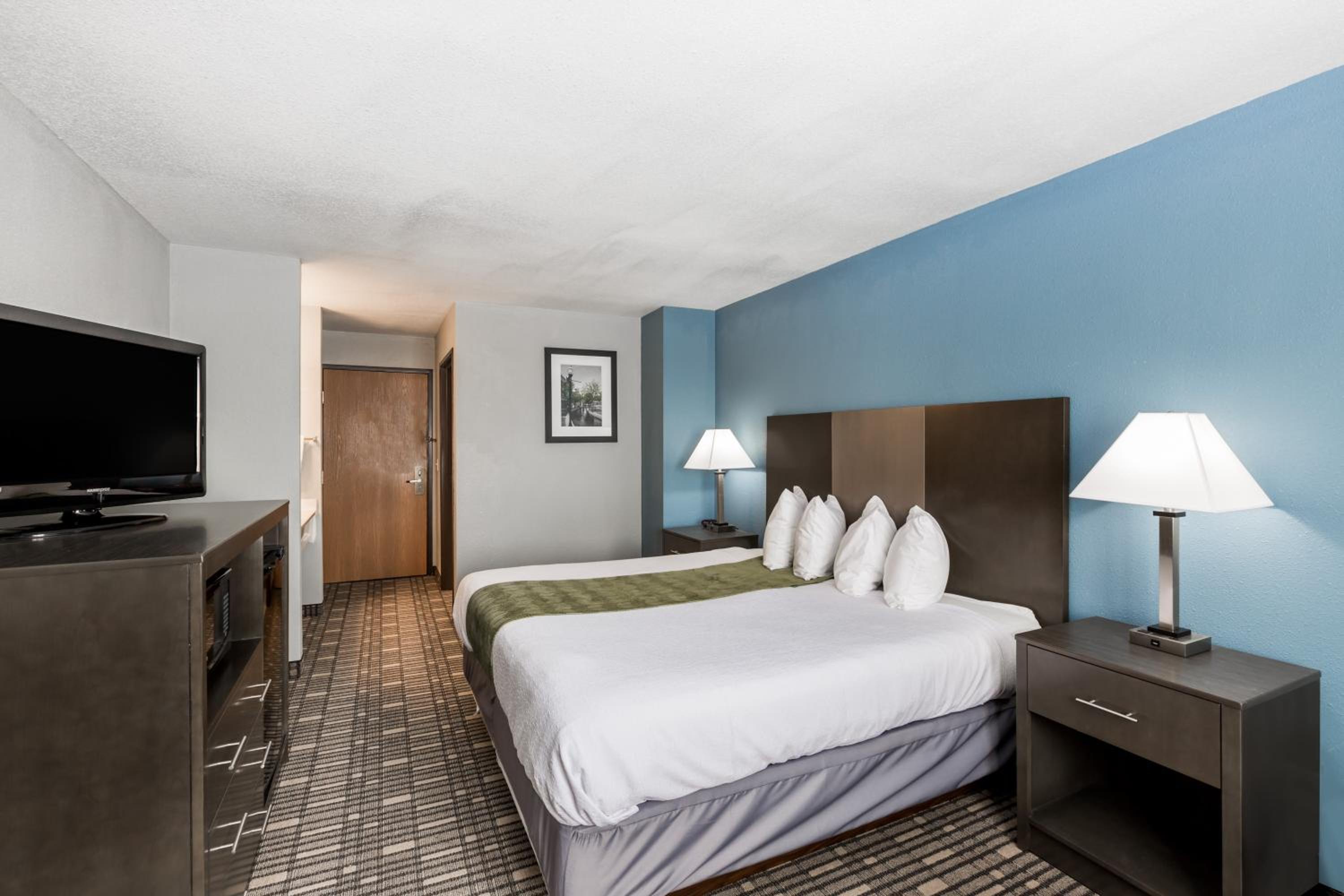 King Room- Non-Smoking - Photo 1