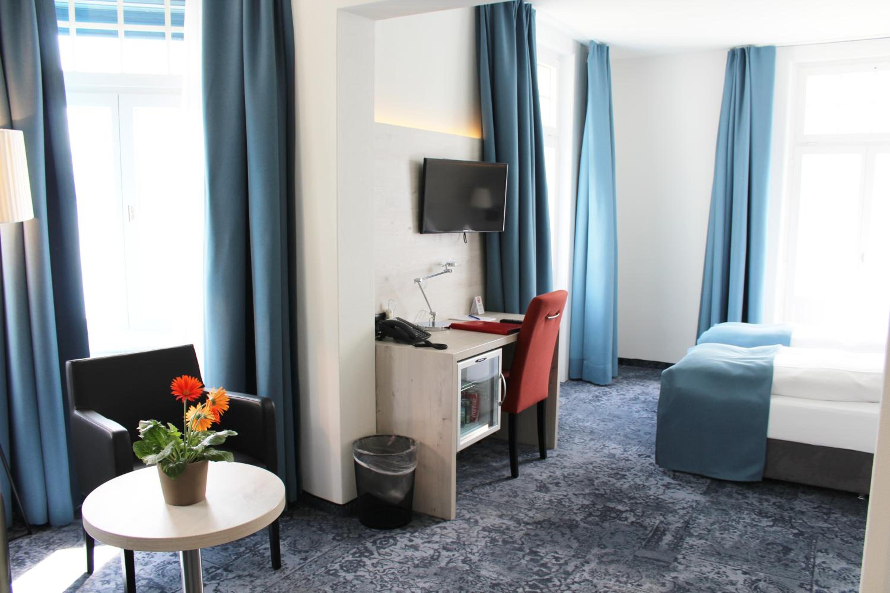 King Room with Lake View