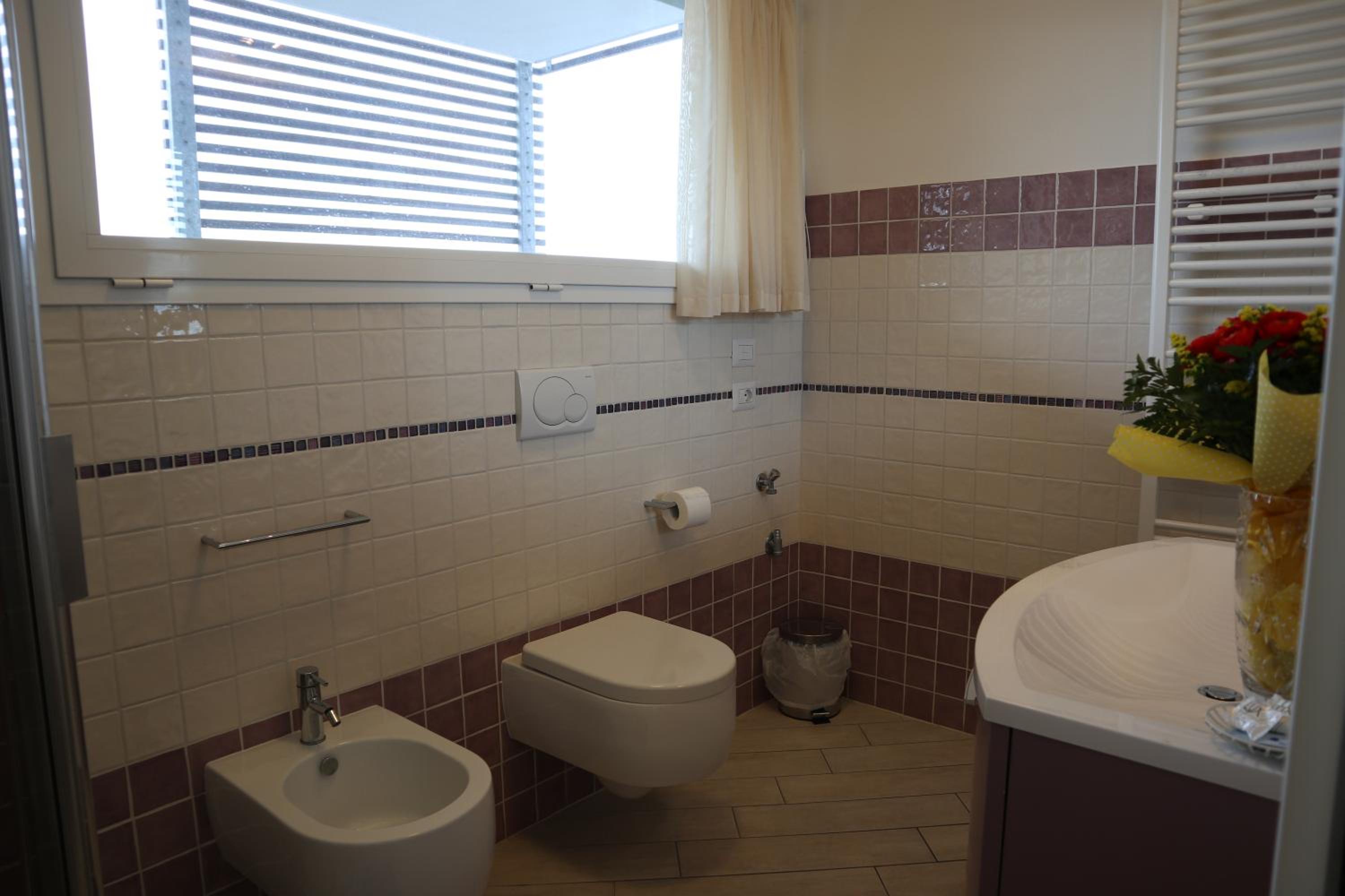 Suite with Terrace - Photo 17