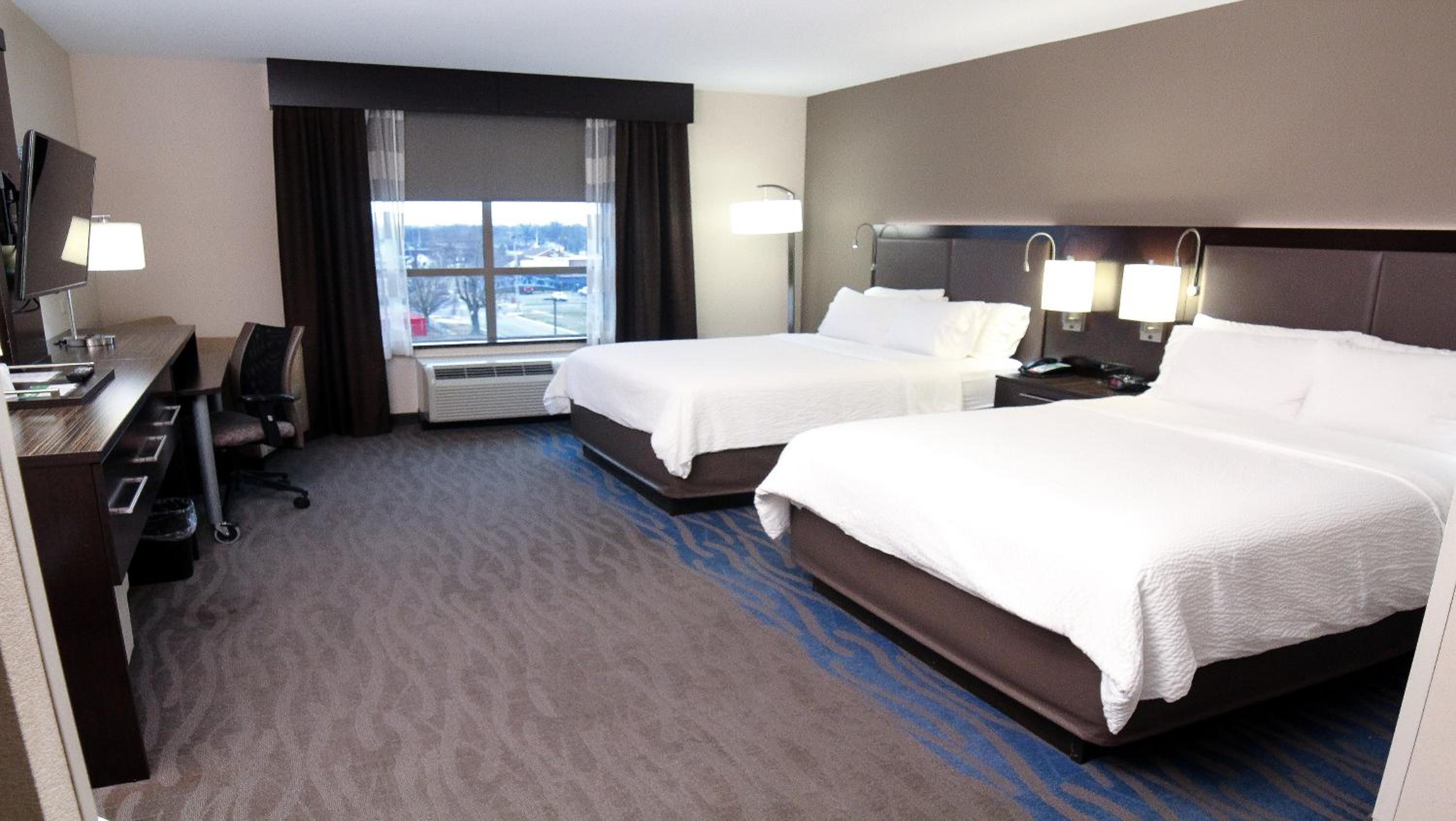 Standard Room with Two Queen Beds