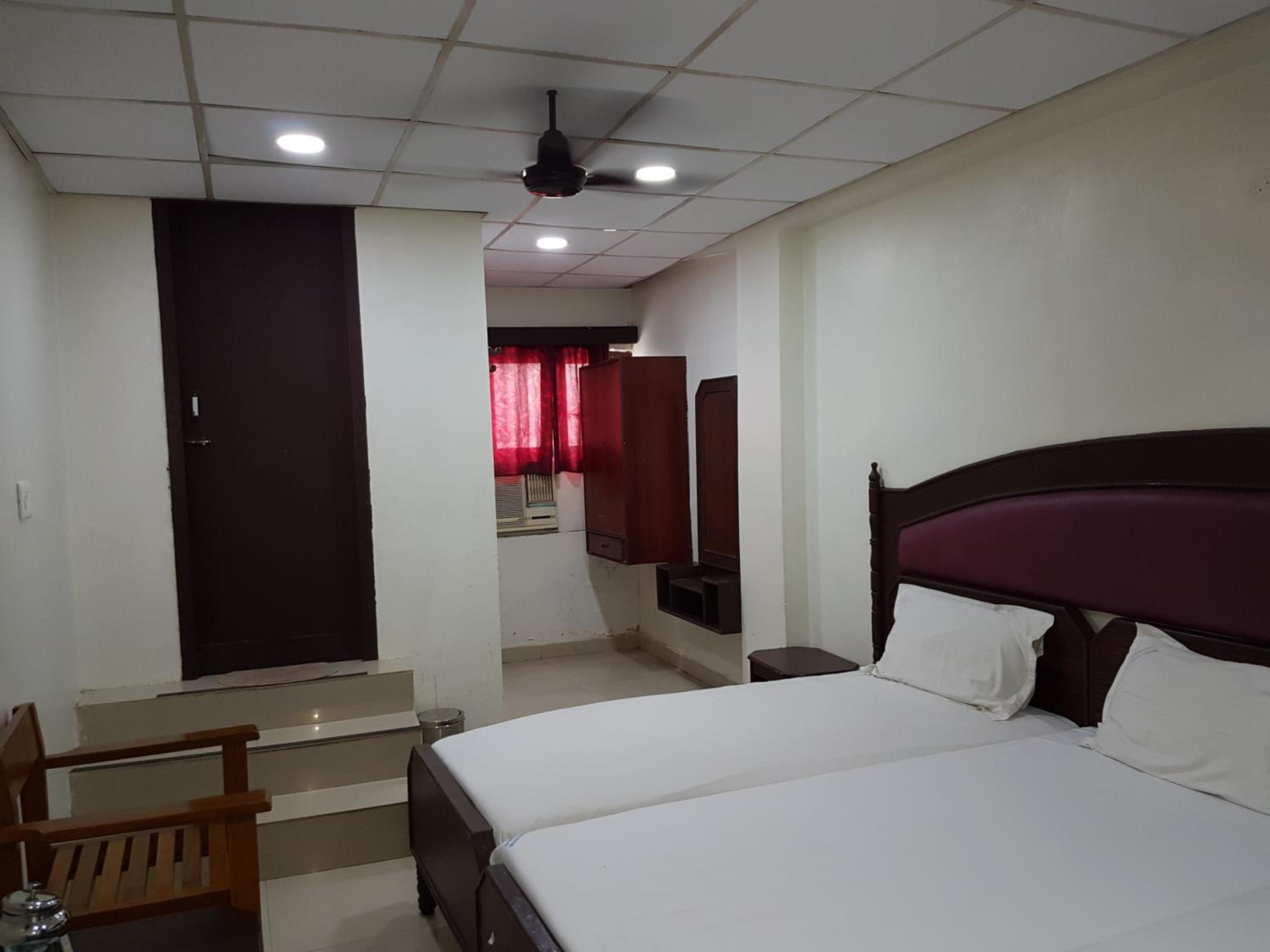 Triple Room with Fan - Photo 5