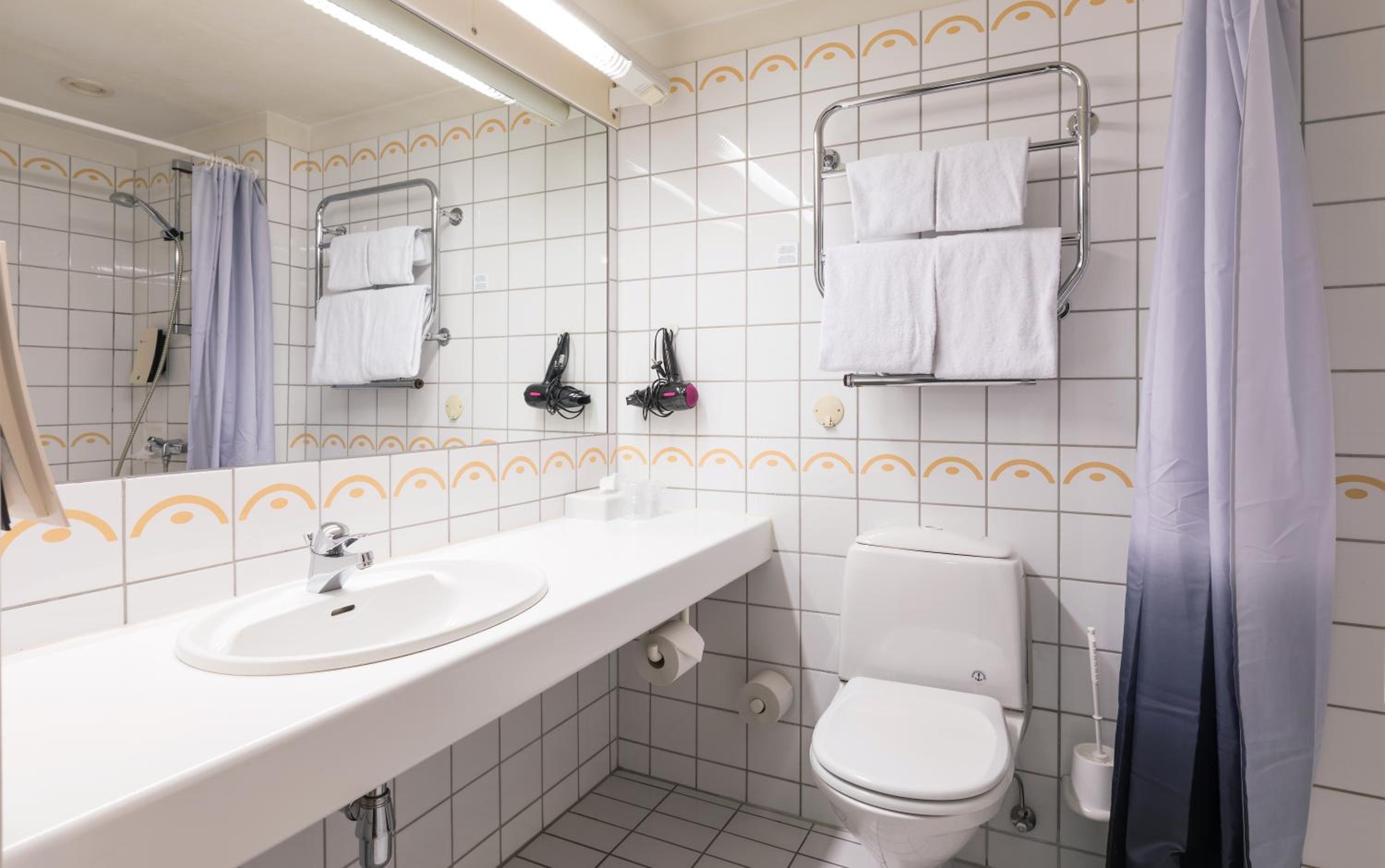 Standard Single Room - Non-Smoking - Photo 7