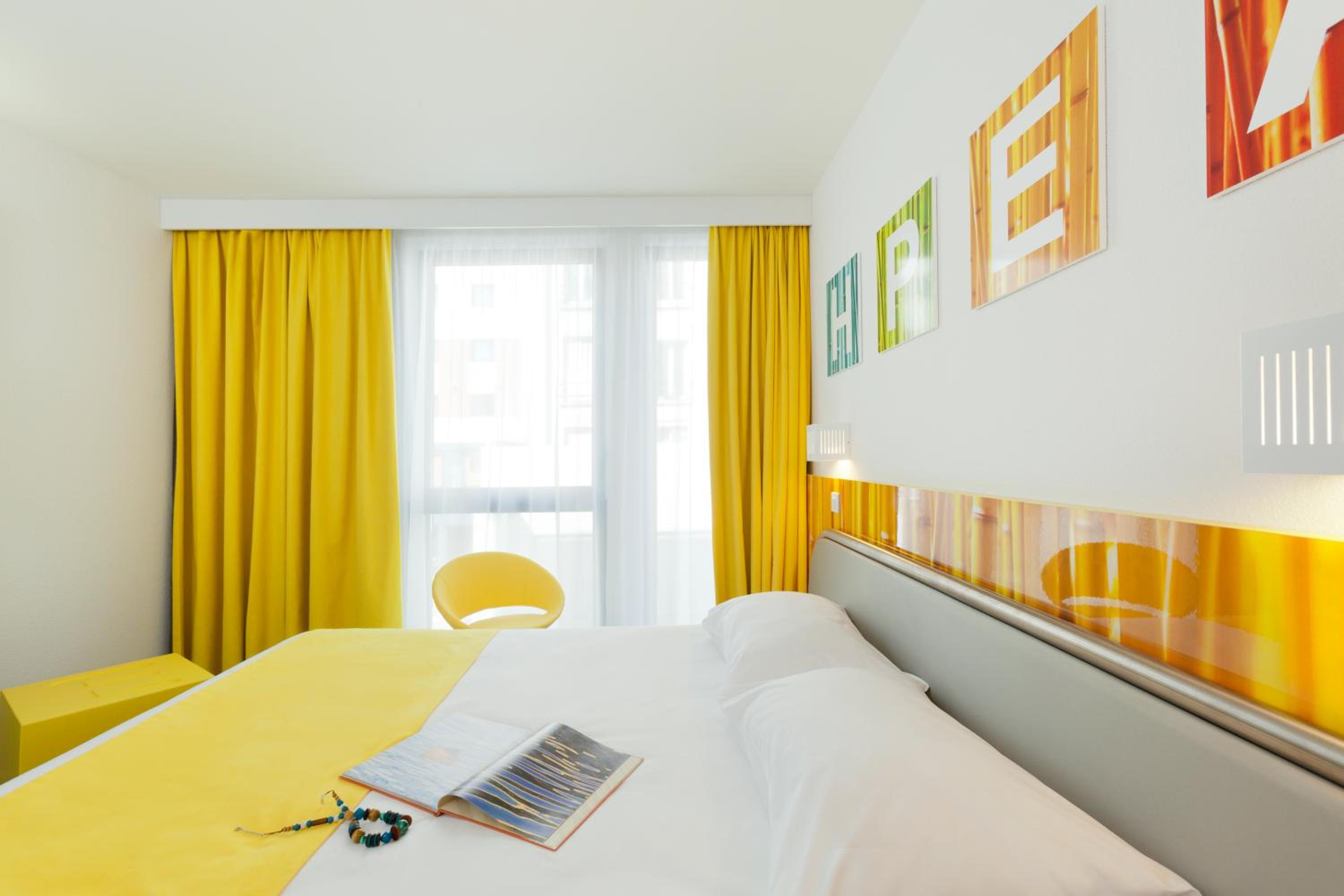 Two Double Rooms Side by Side