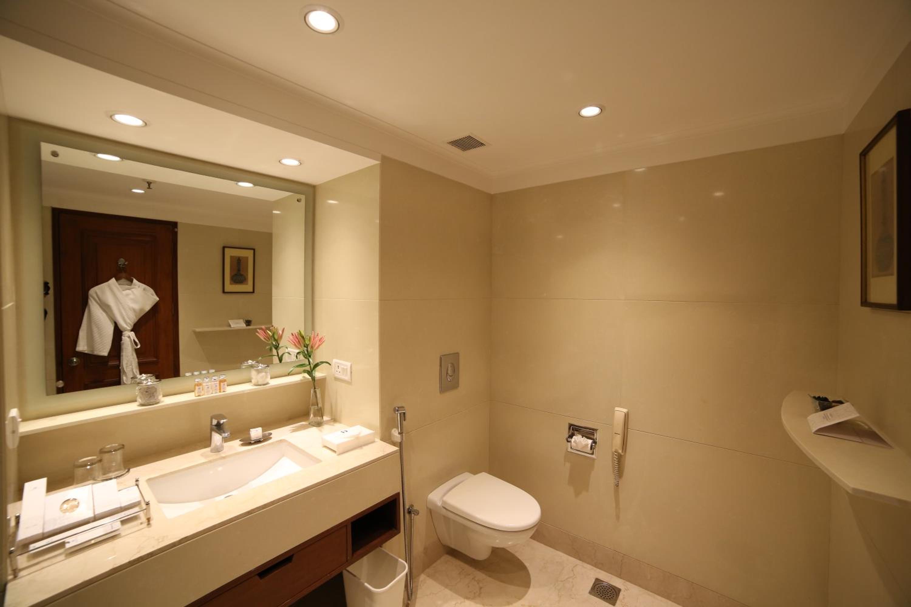 Executive Double Room with 10% on food and beverages | 15% off on spa and salon services