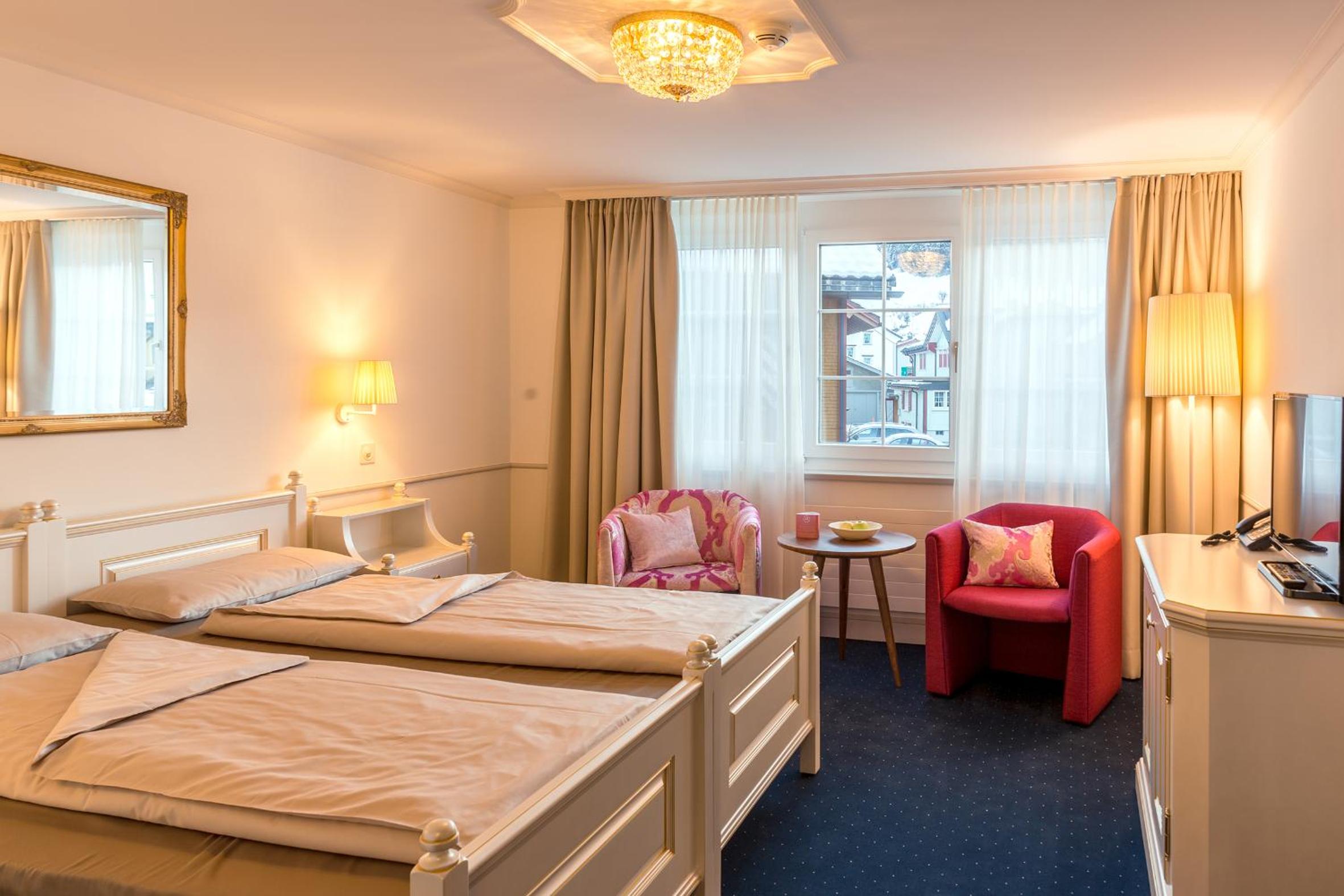Double Room - Photo 9