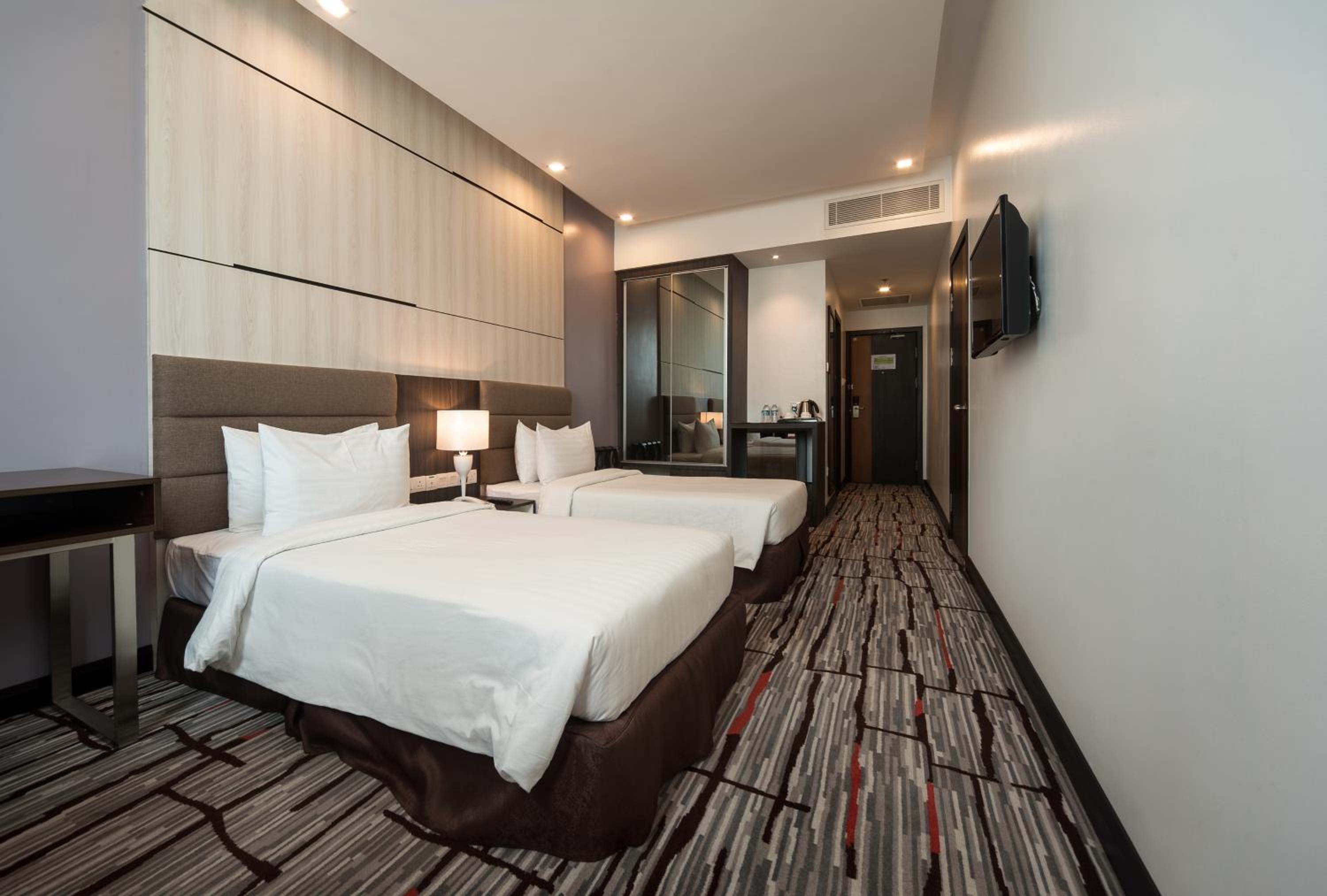 Deluxe Room King photo 1