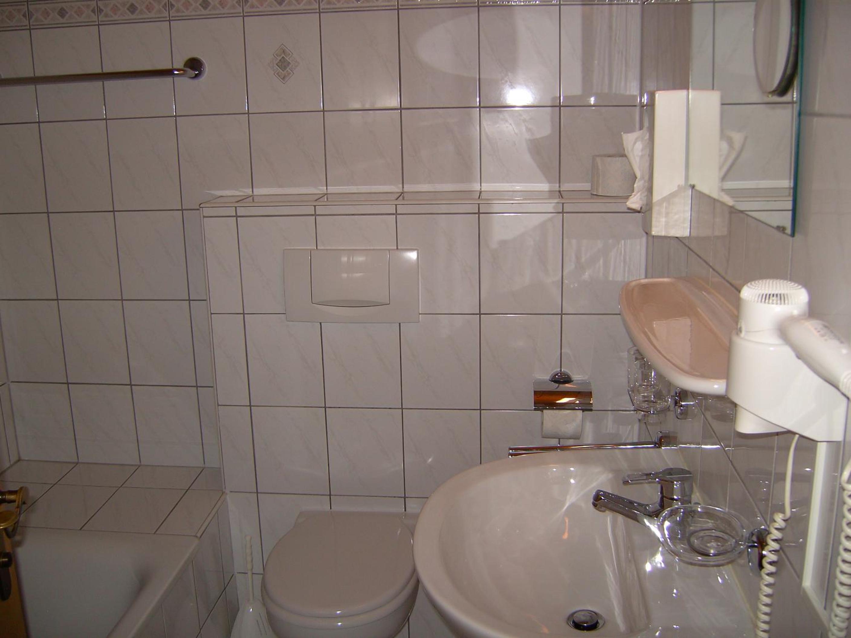 Triple Room with Shower photo 2