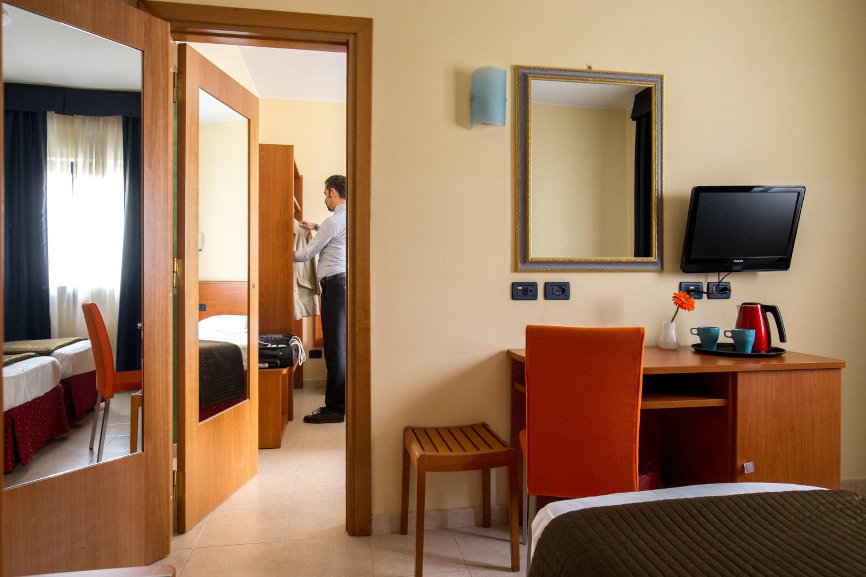 Two Connecting Double Rooms photo 2