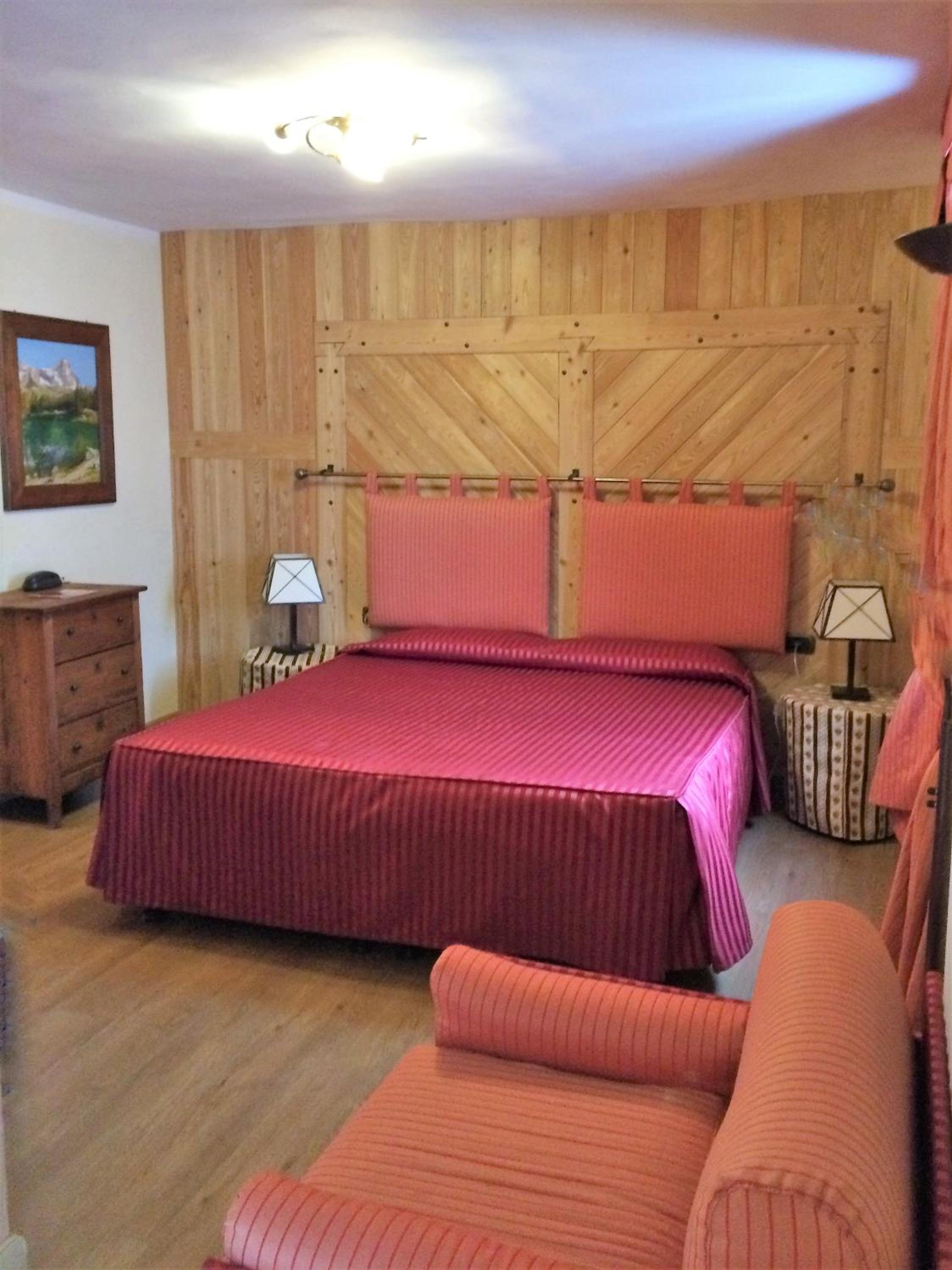 Superior Double or Twin Room - Photo 2