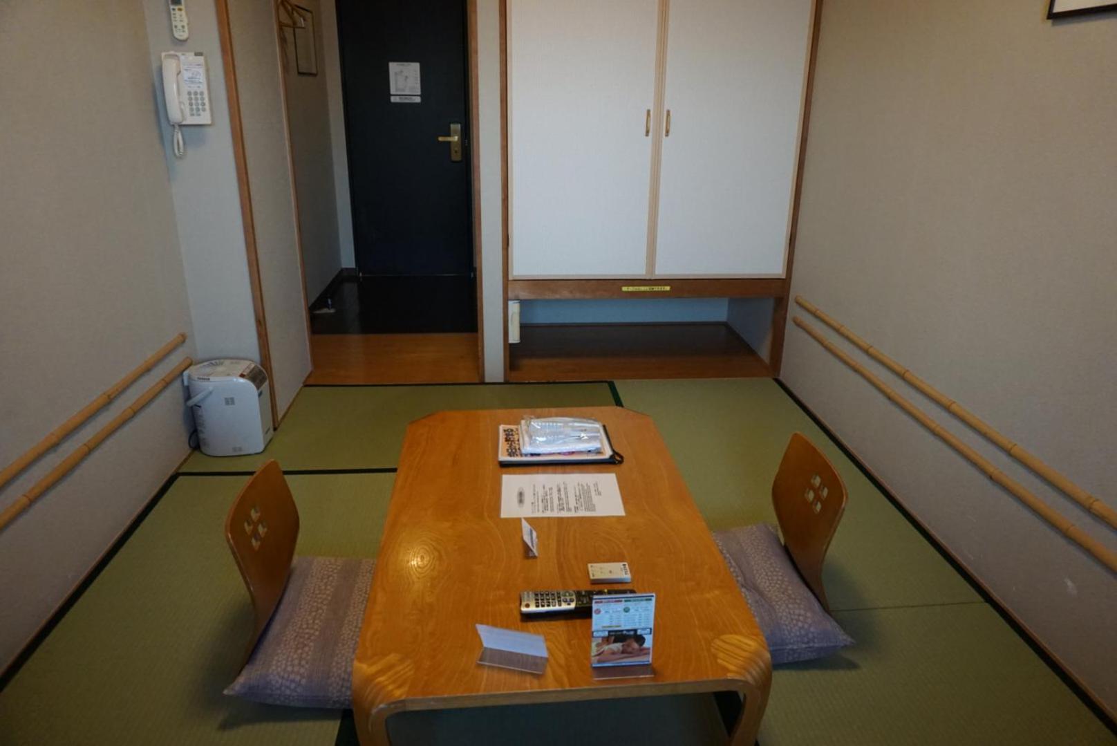 Japanese-Style Twin Room - Non-Smoking photo 3