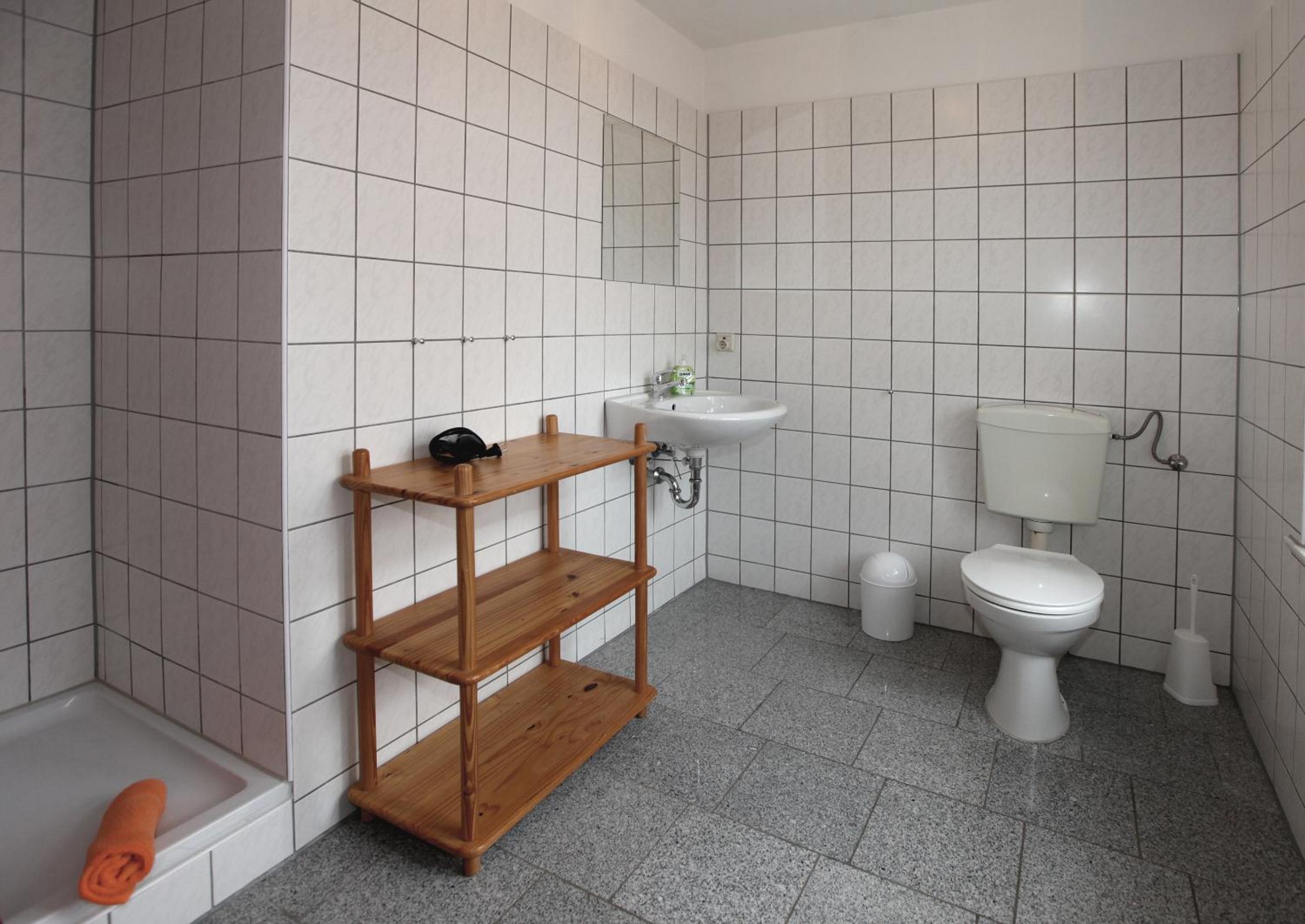 Double Room with Private Bathroom - Photo 3