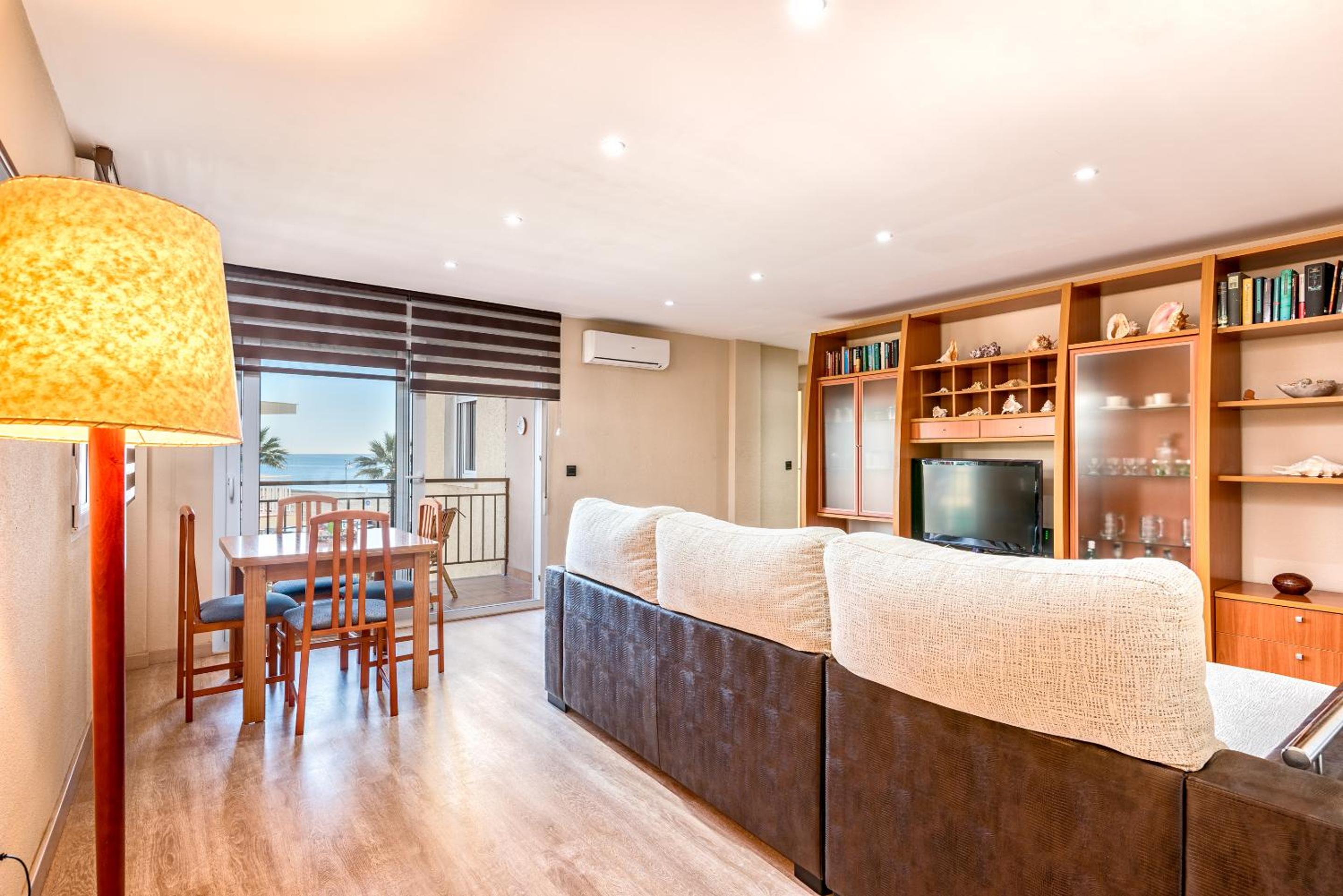 Apartamento con vista al mar