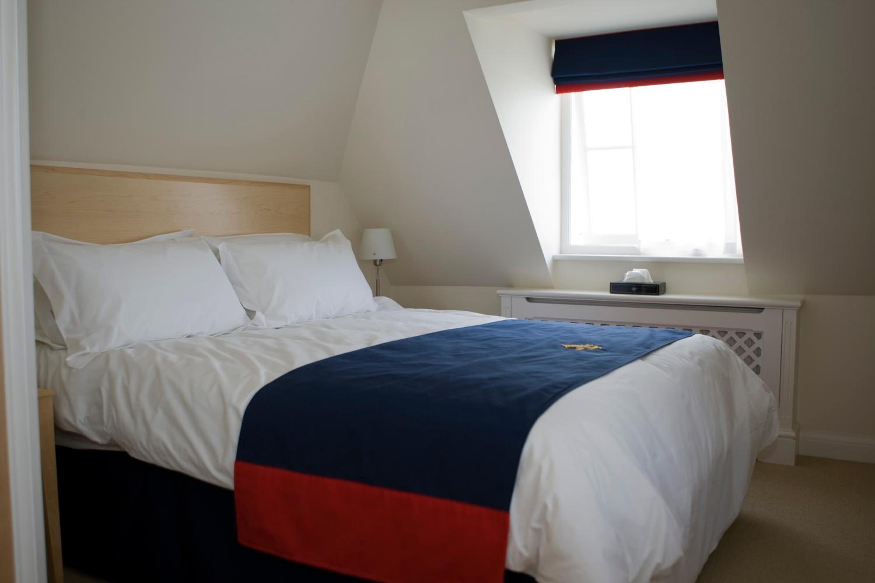 Double Room - Photo 6