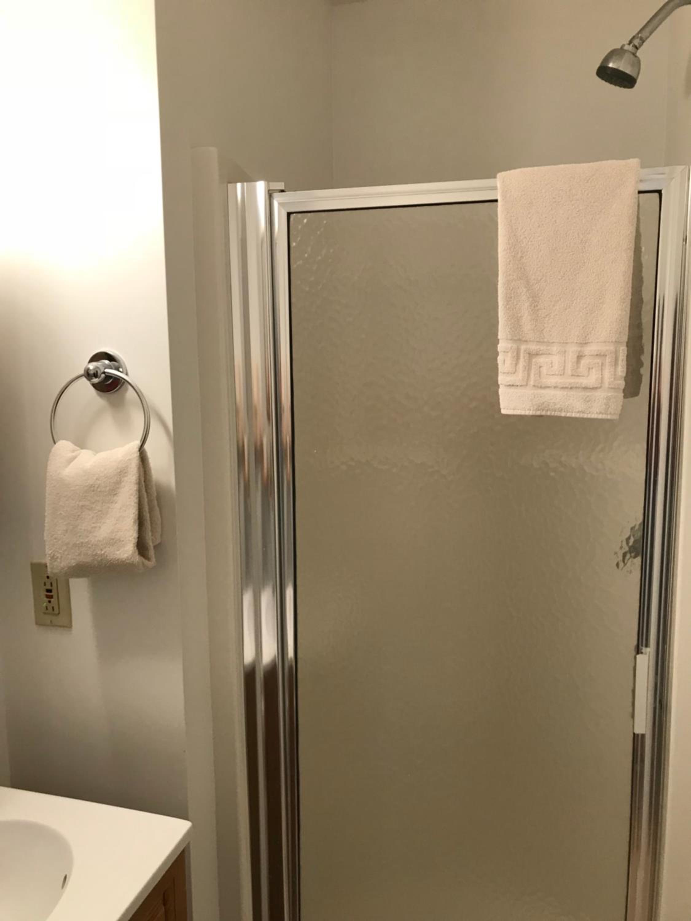 Standard Twin Room photo 2