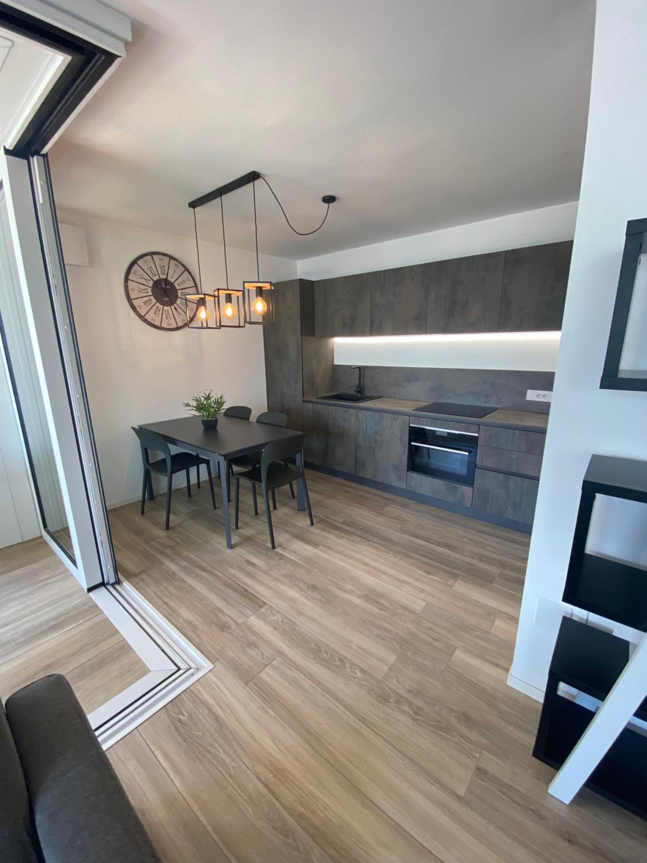 Two-Bedroom Deluxe Apartment photo 1