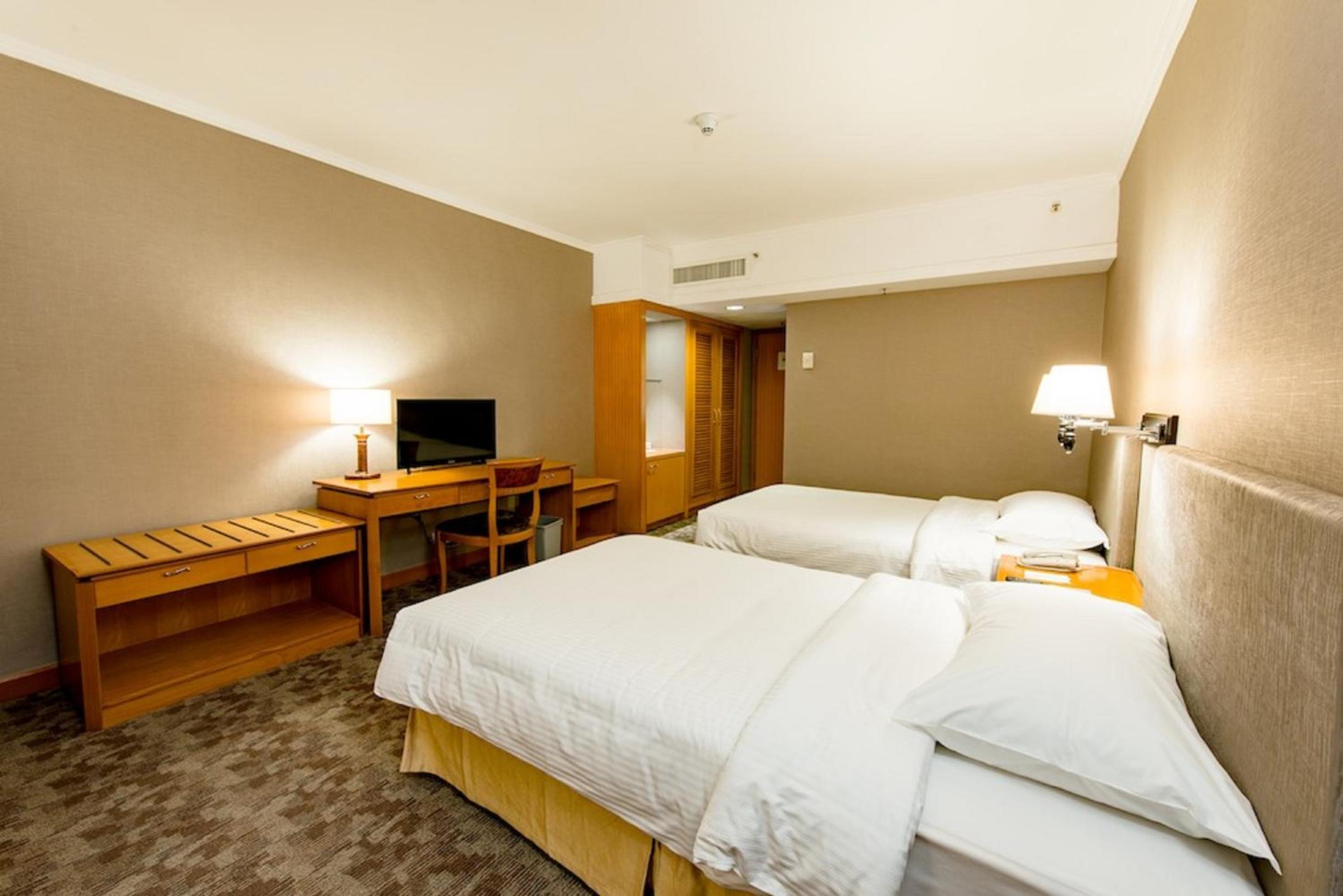 Deluxe Double or Twin Room