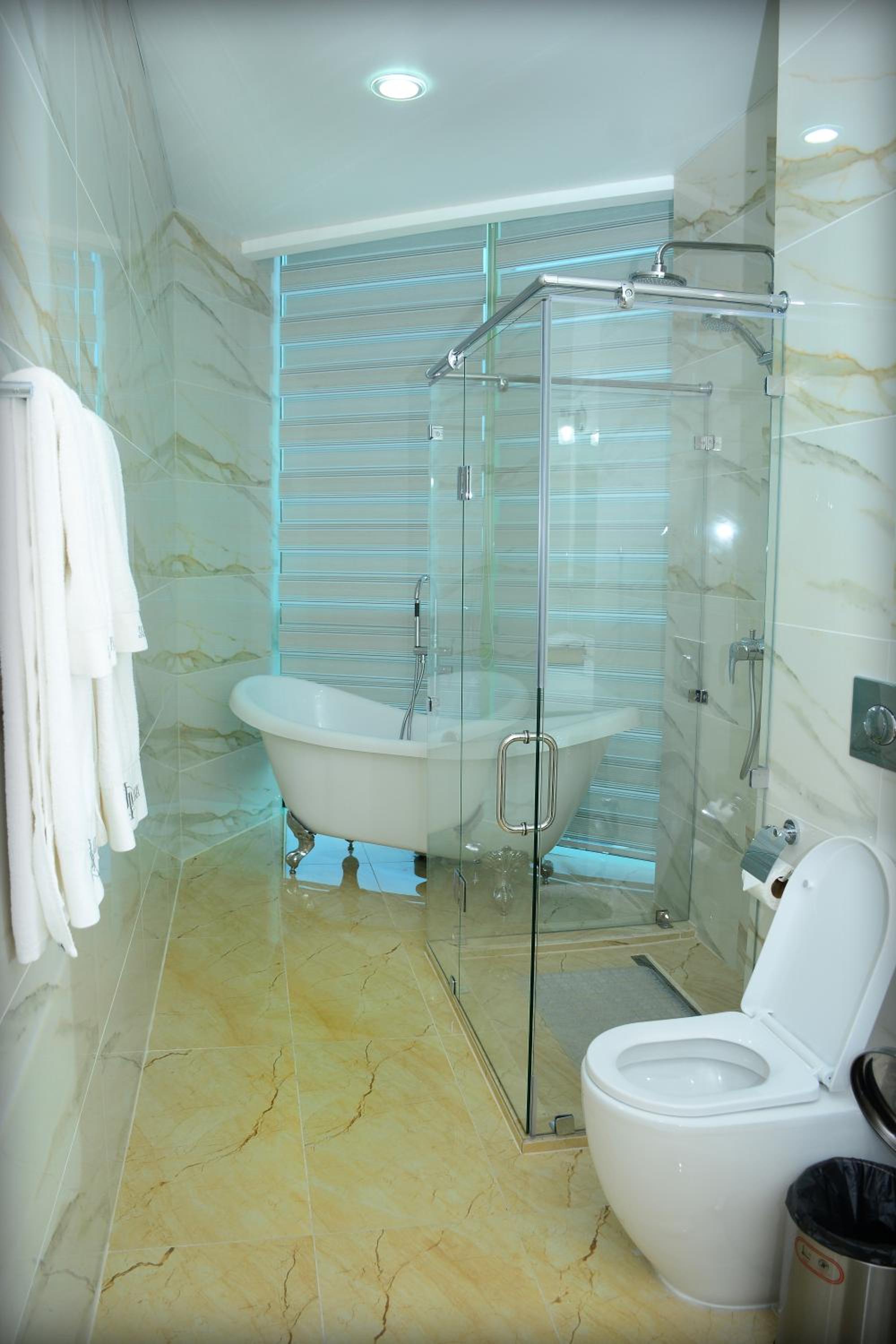Suite photo 2