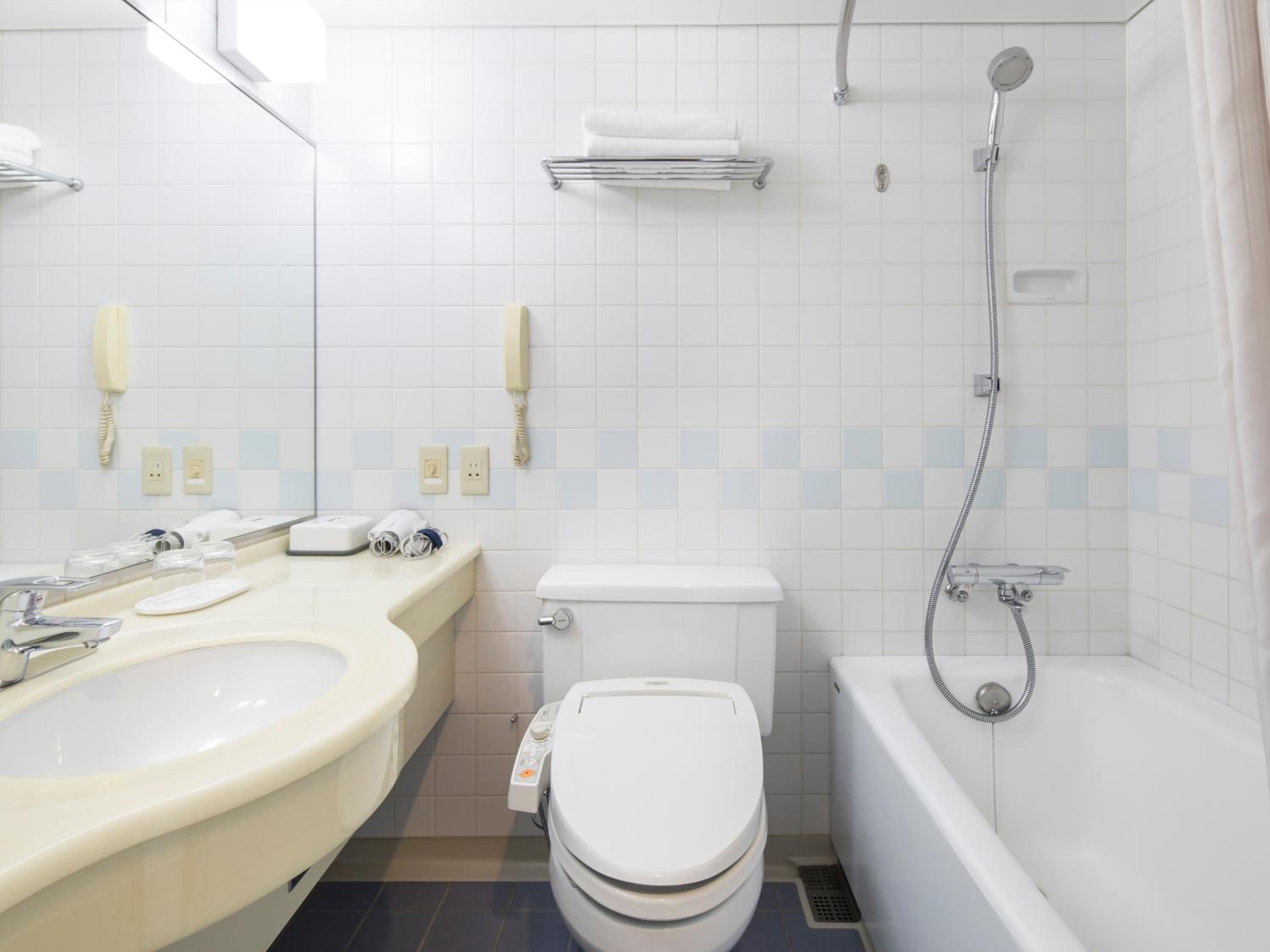 Deluxe Twin Room ( Up to 3 person) - Non-Smoking photo 3