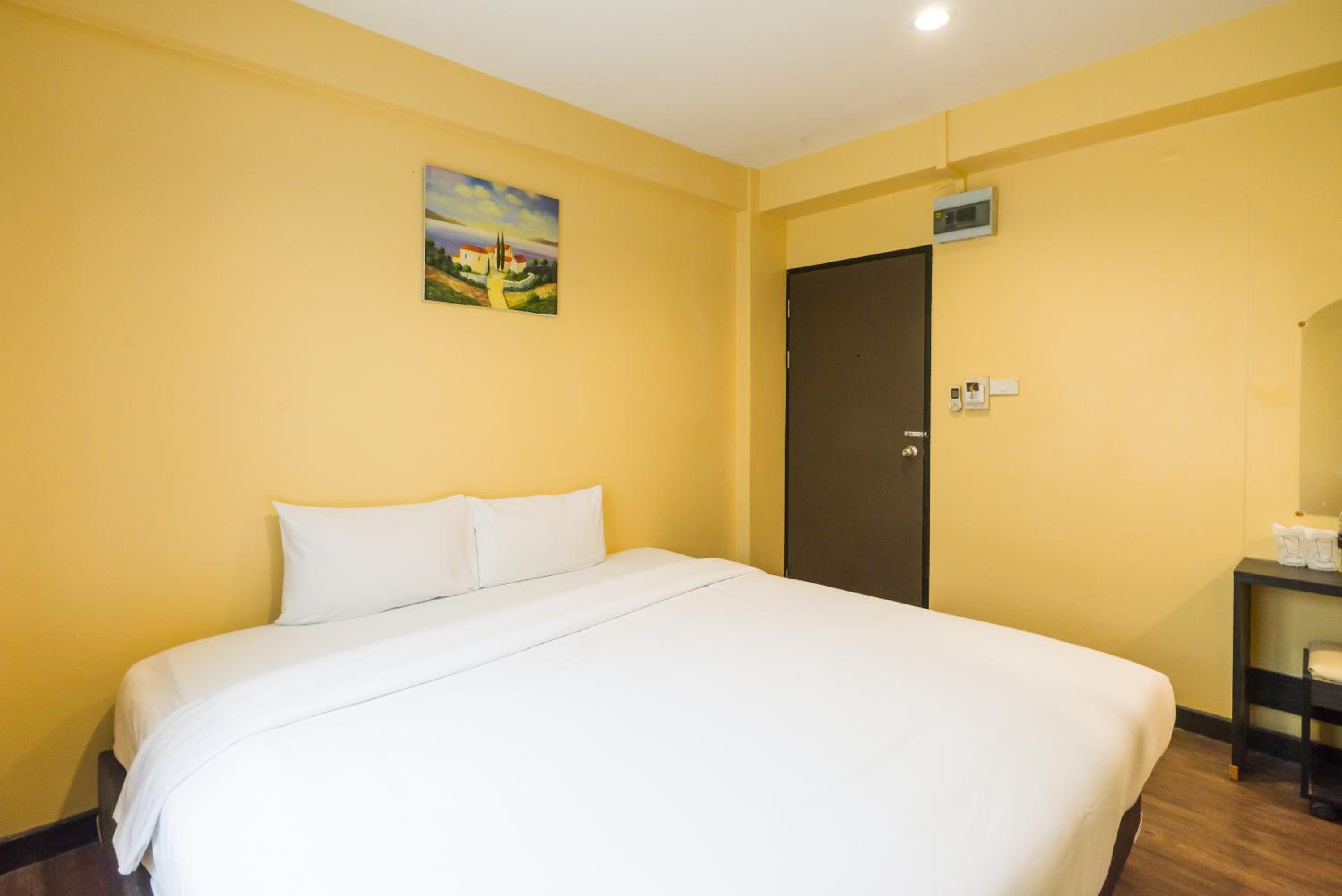 Standard Double Room photo 2
