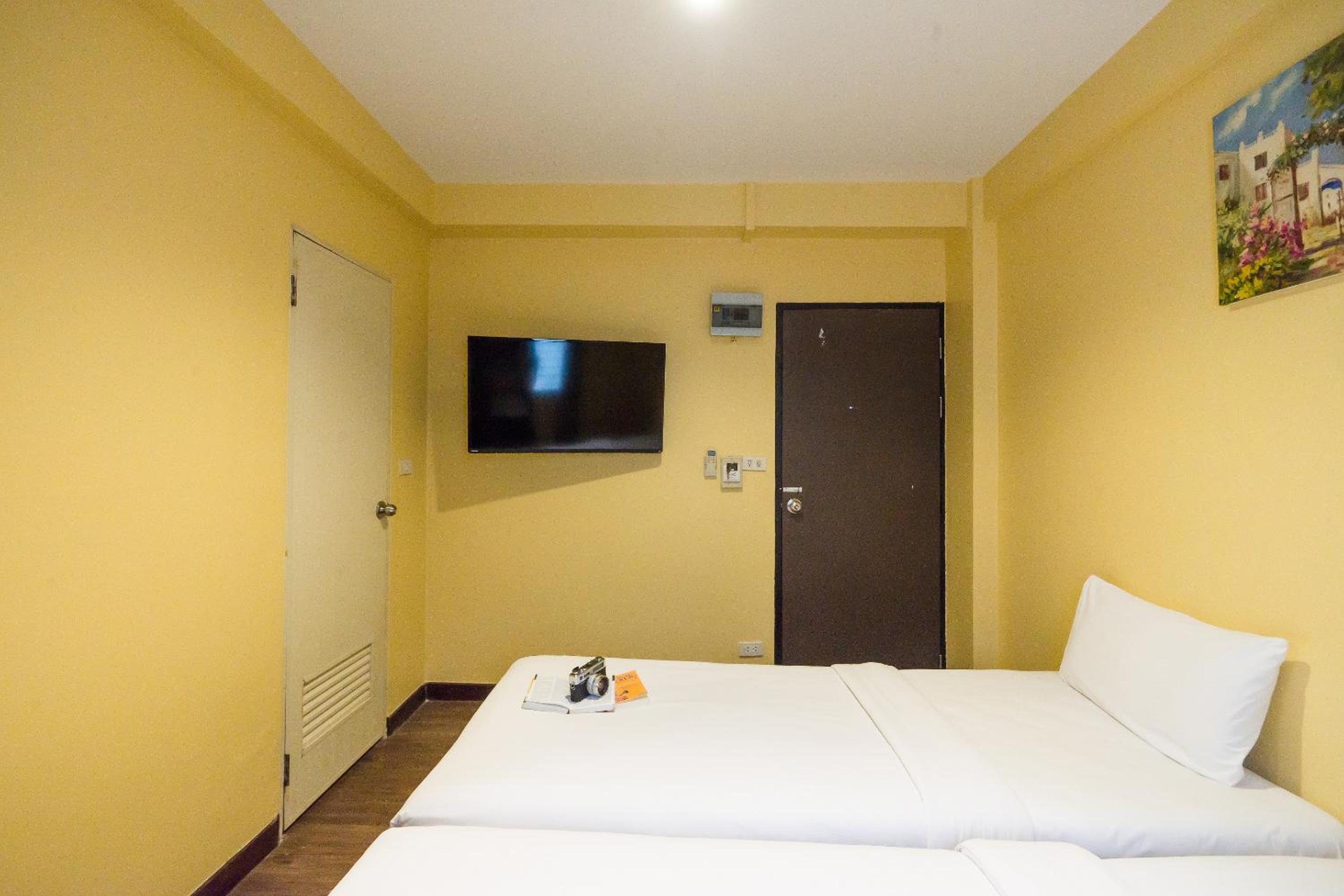 Standard Twin Room photo 3