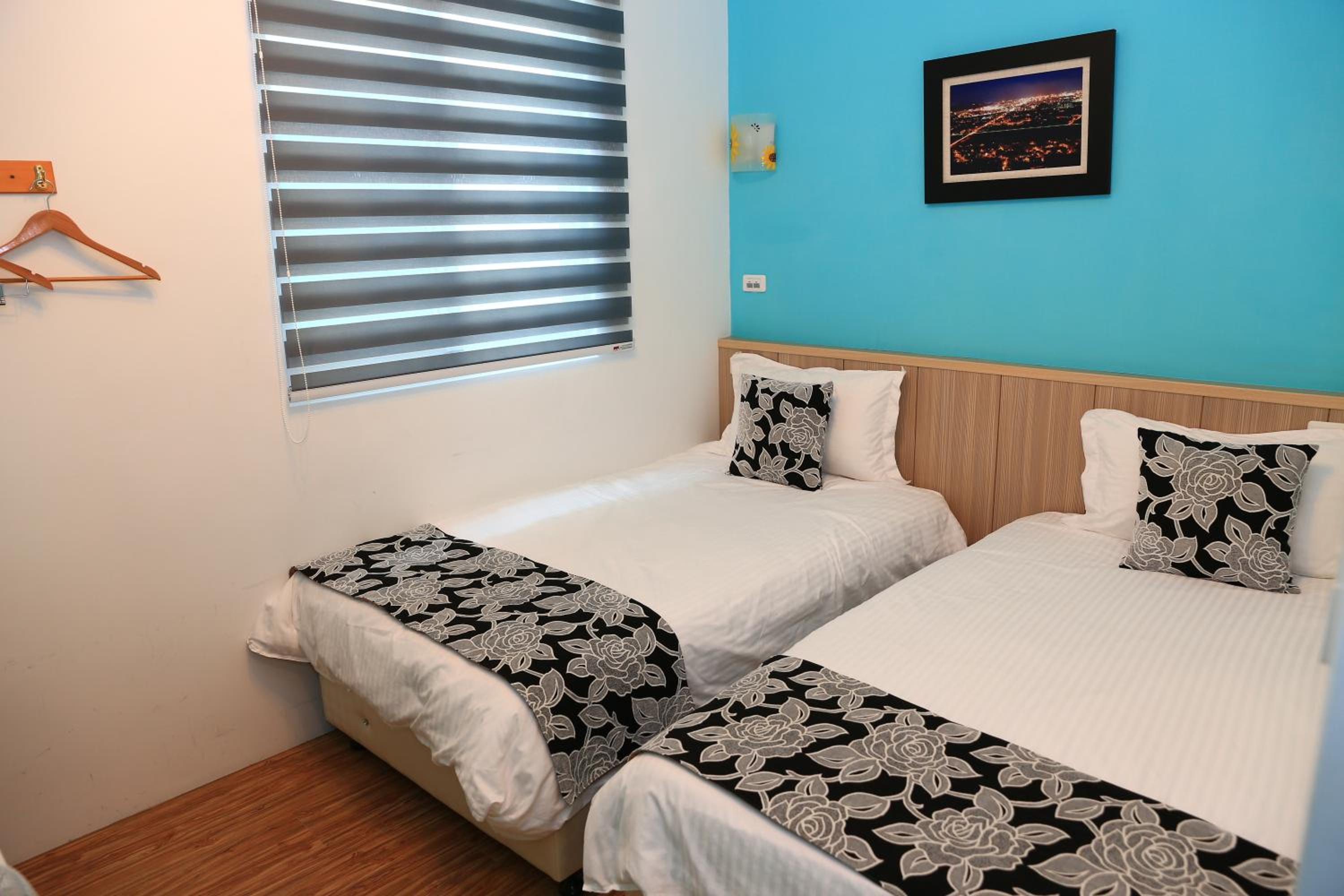 Standard Double or Twin Room photo 1