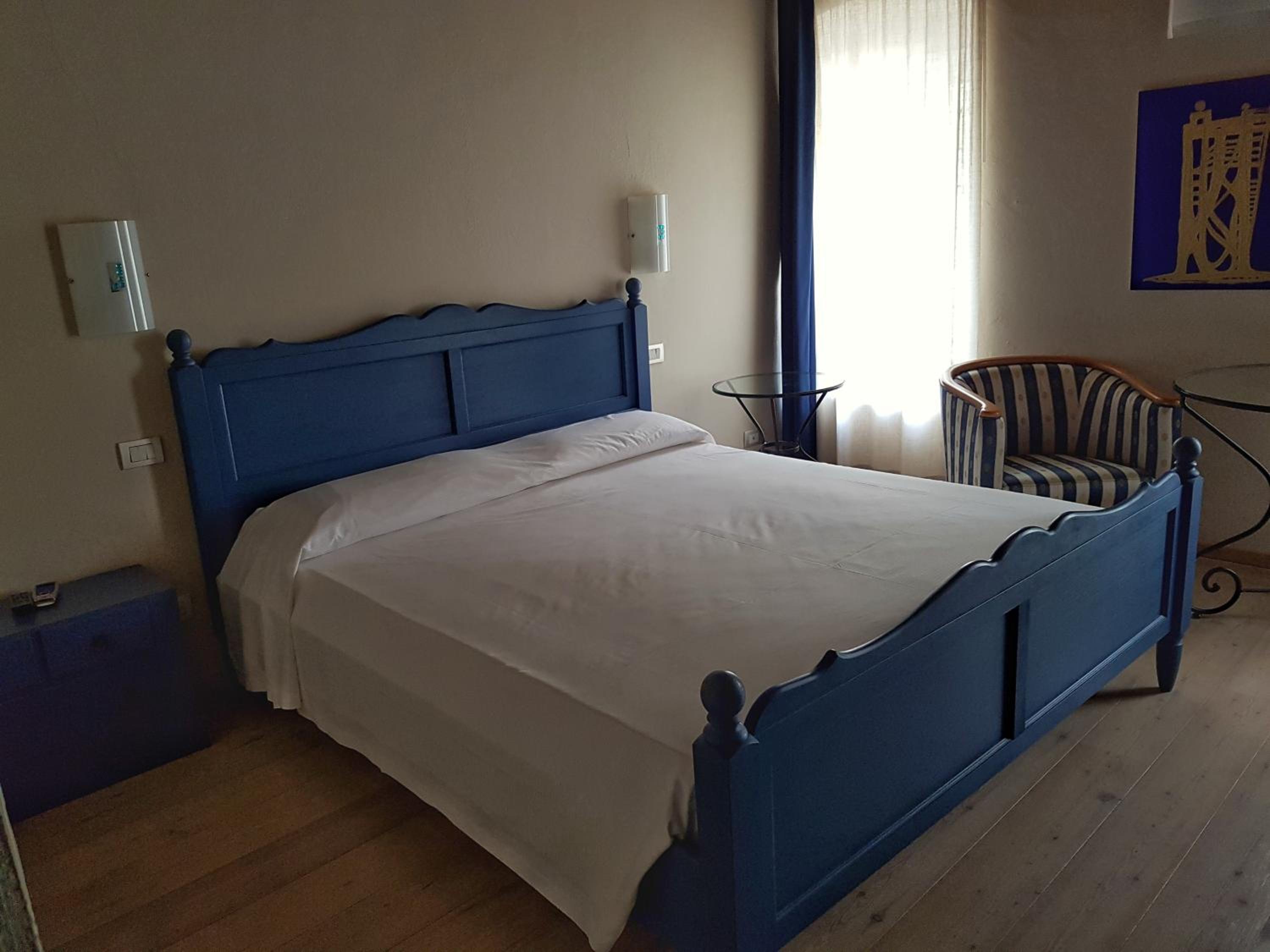 Double Room - Photo 3