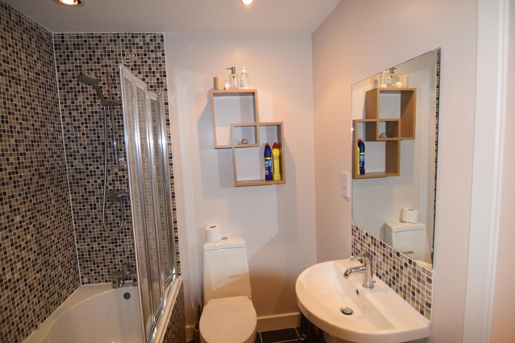 Apartment - Ground Floor - Photo 18