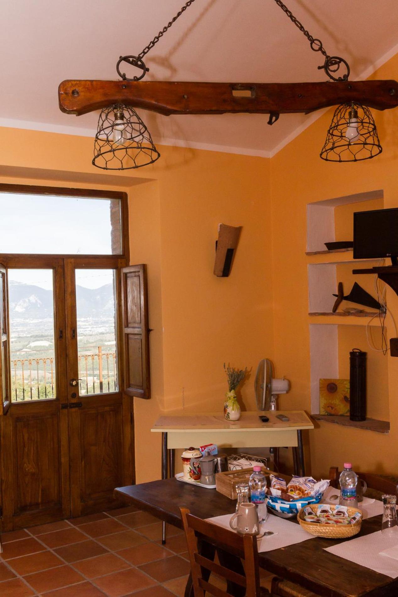 Suite with Terrace - Photo 29