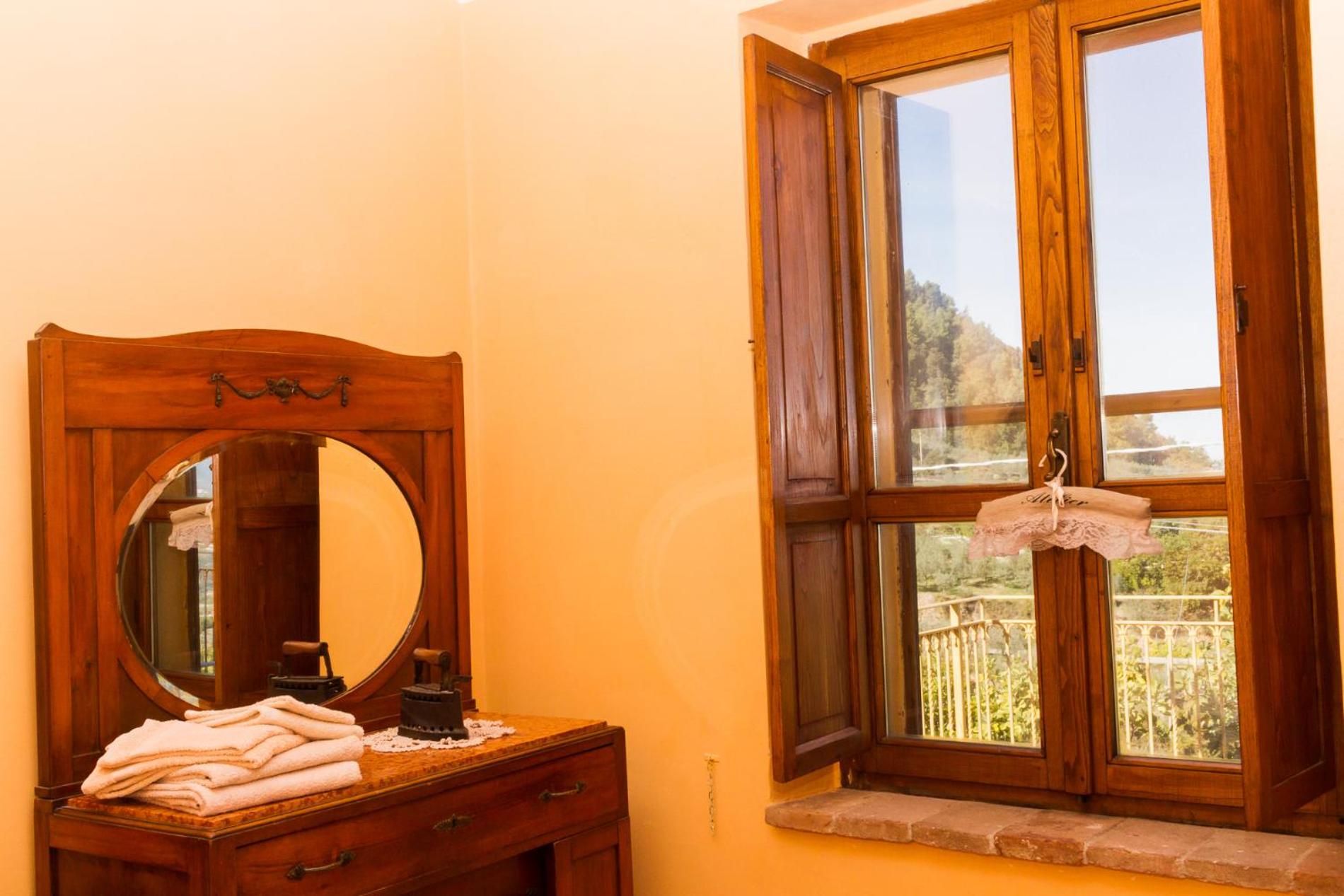 Suite with Terrace - Photo 6