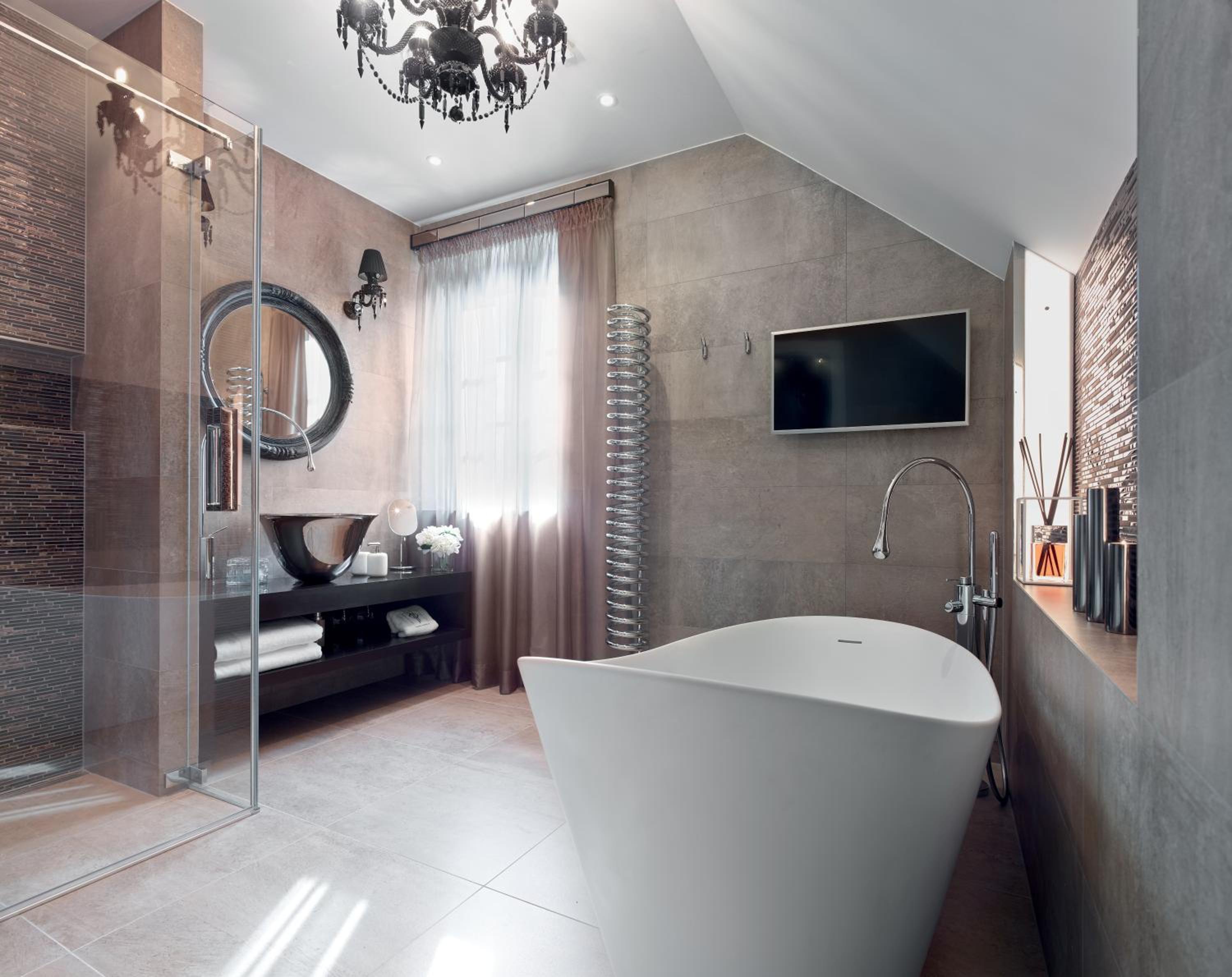 Deluxe Double Room with Balcony photo 2