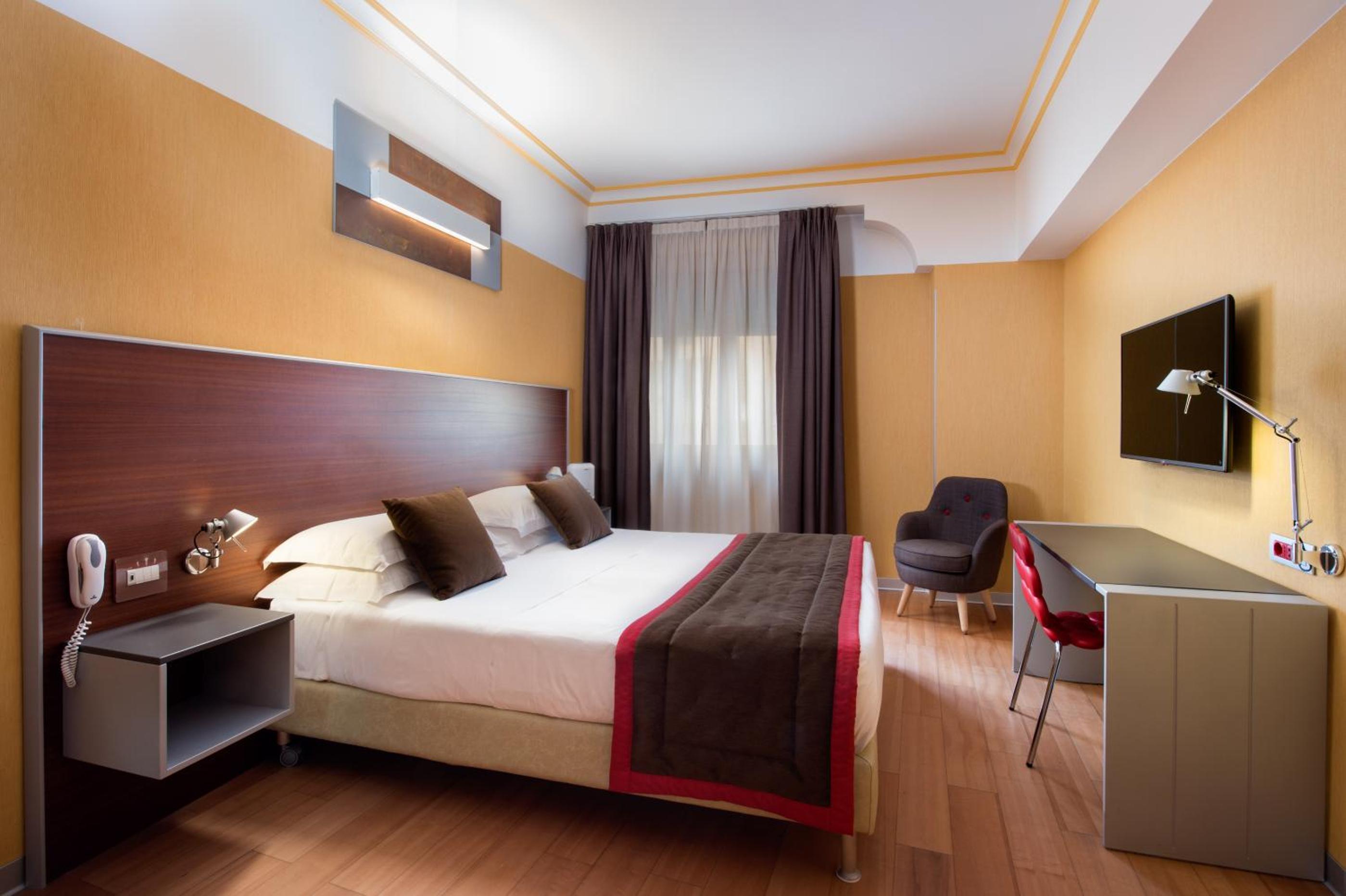 Comfort King Room - Photo 4