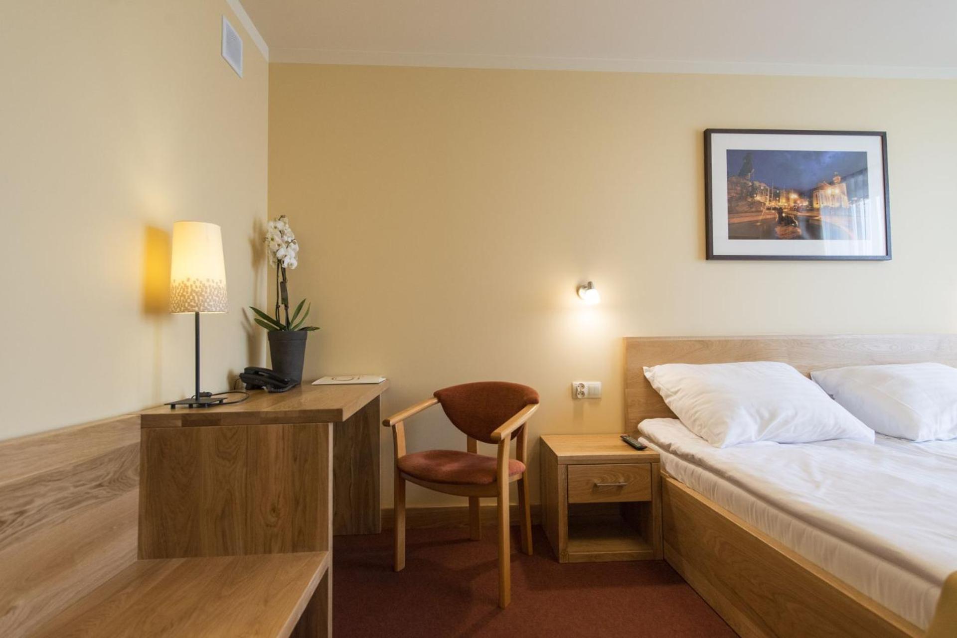 Double Room with Double Bed (1 - 2 Adults) - Photo 4