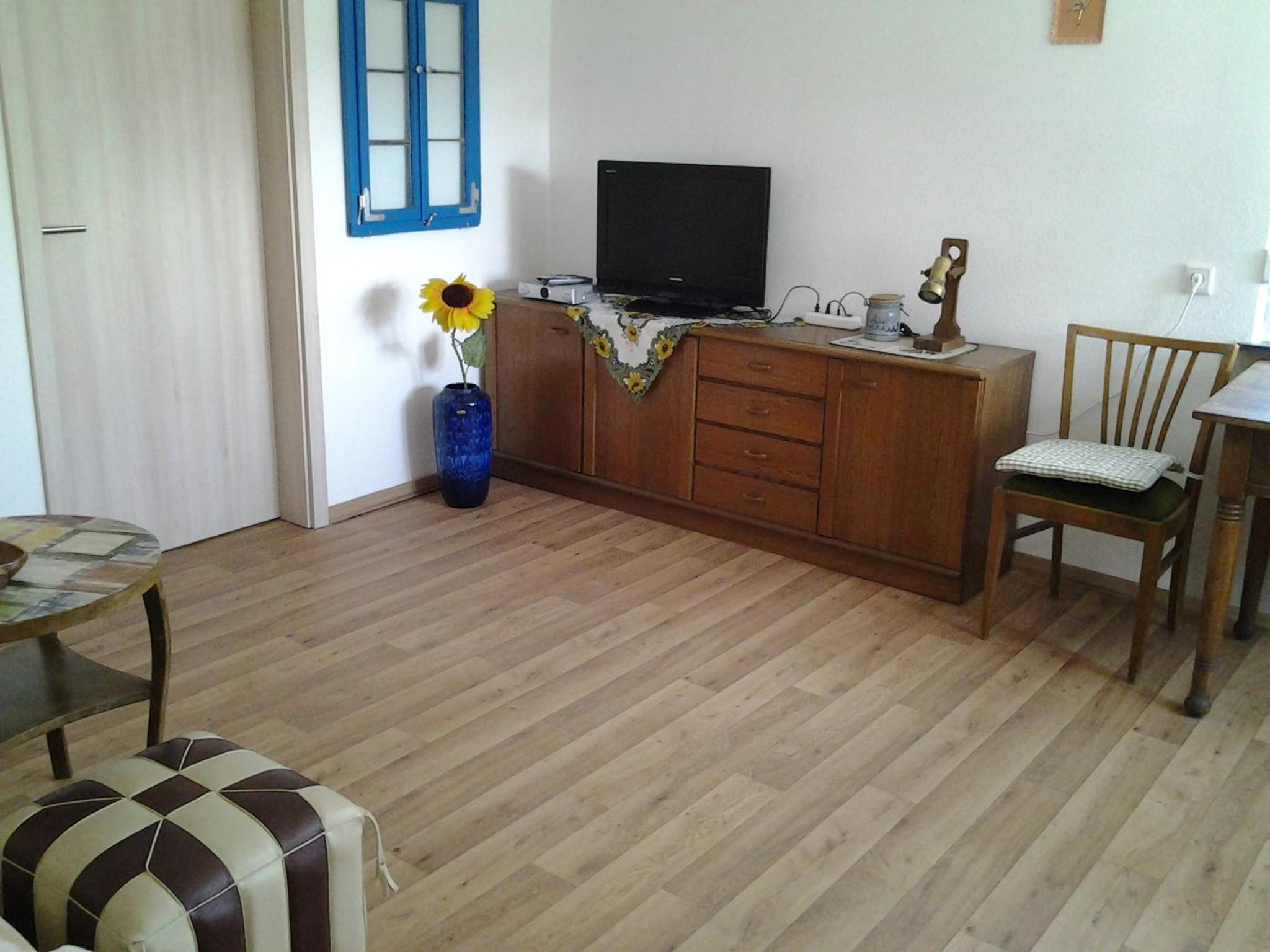Two-Bedroom Apartment with Shower  photo 1