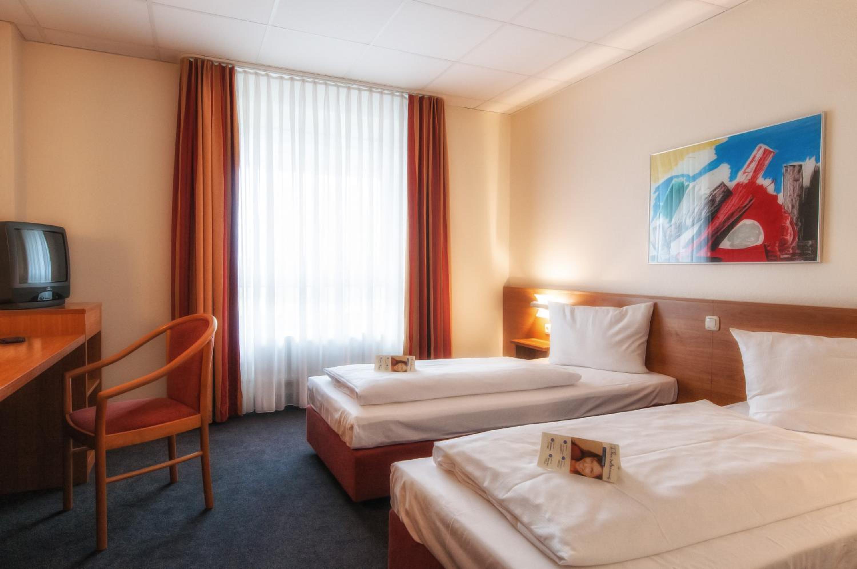 Single Room photo 1